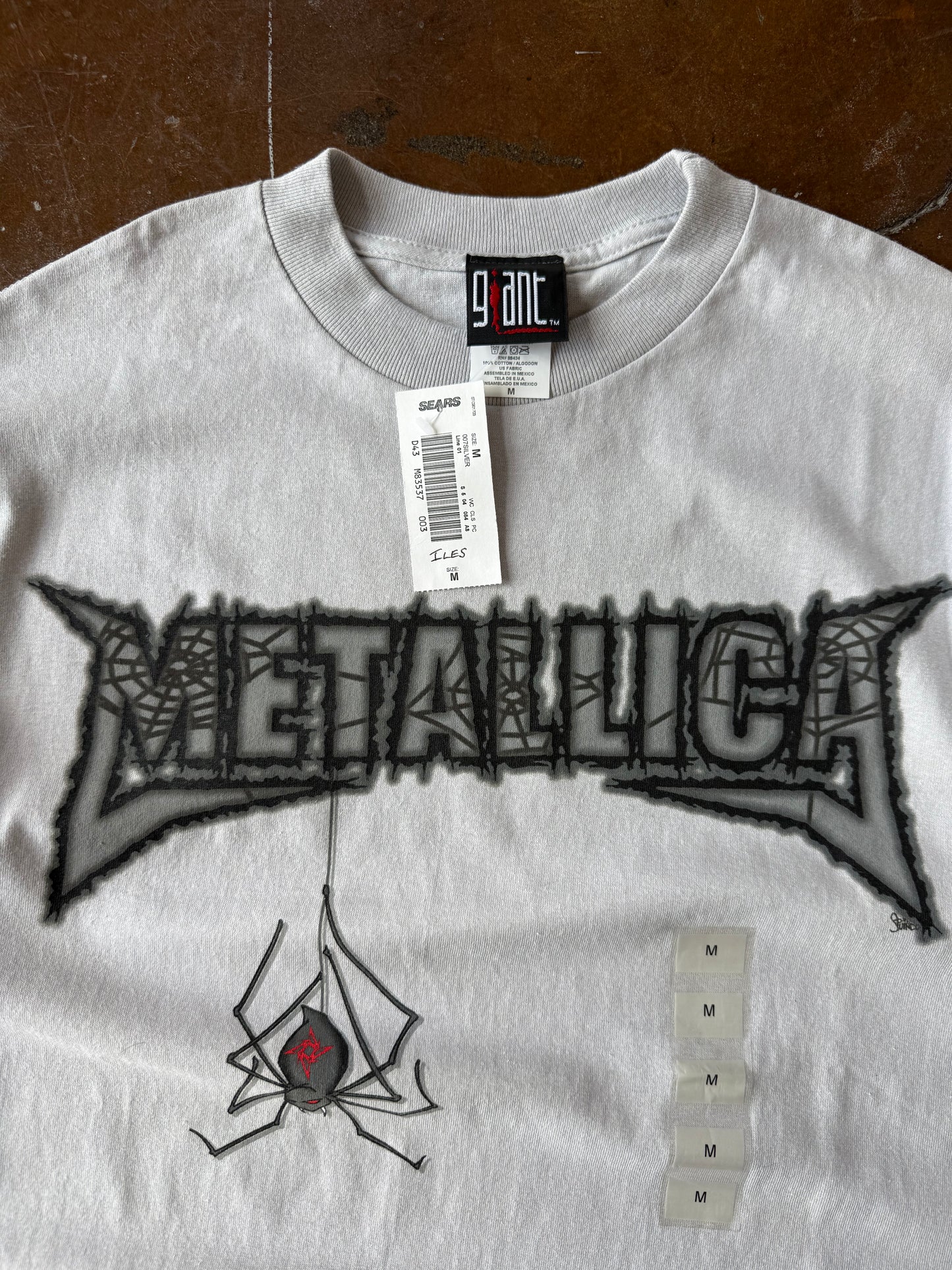 2000s Metallica "black widow" band shirt (MEDIUM)