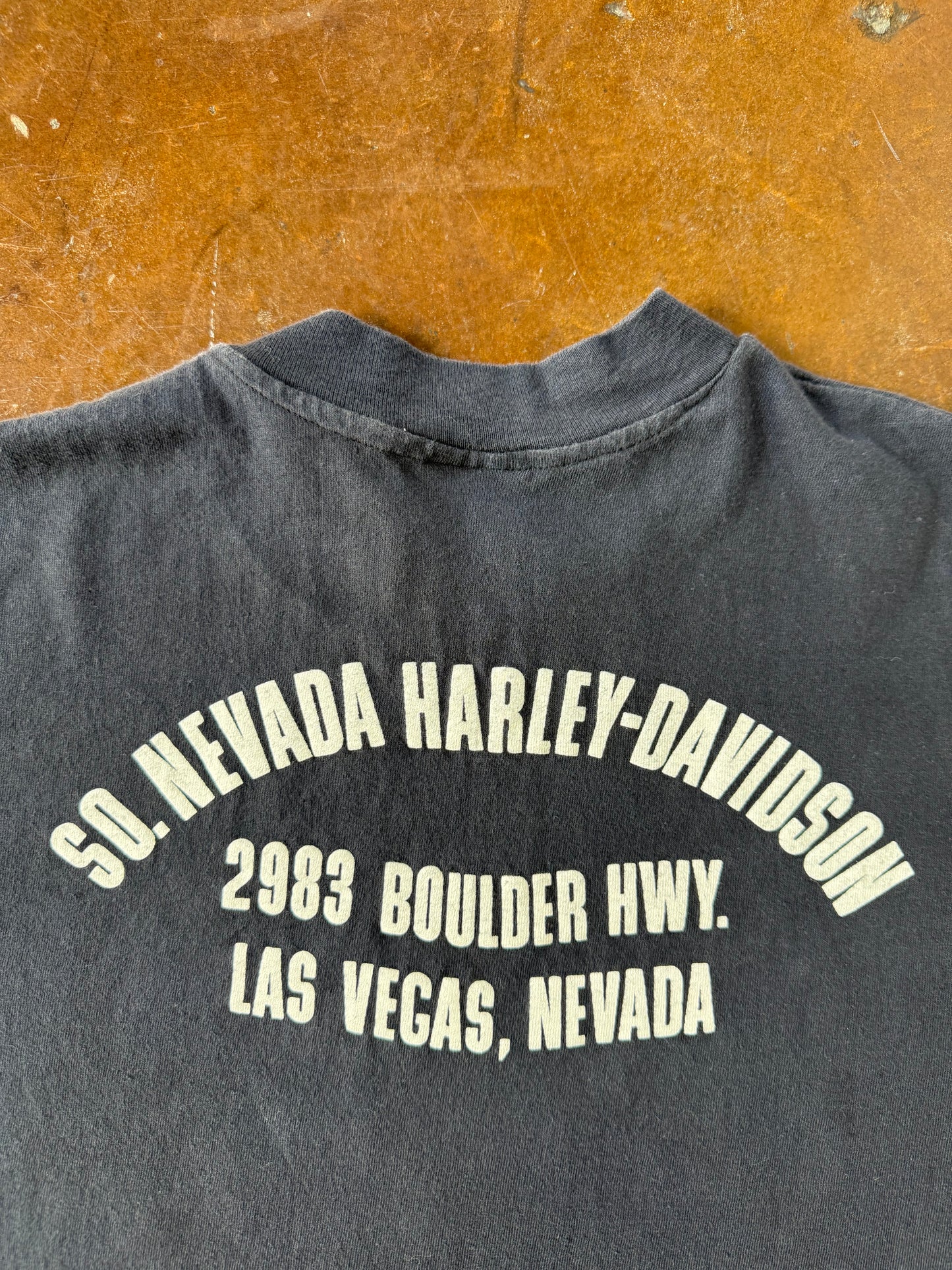 80s Harley Davidson "the great milwaukee hog" 3D emblem shirt (LARGE)