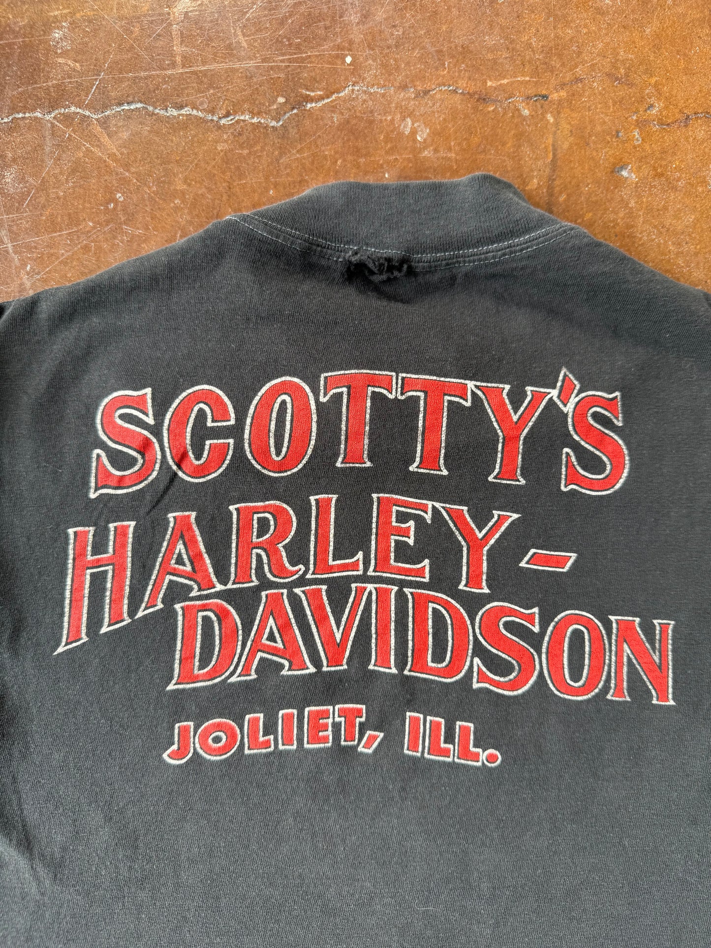 80s Harley Davidson "this is harley country" cut-off shirt (MEDIUM)