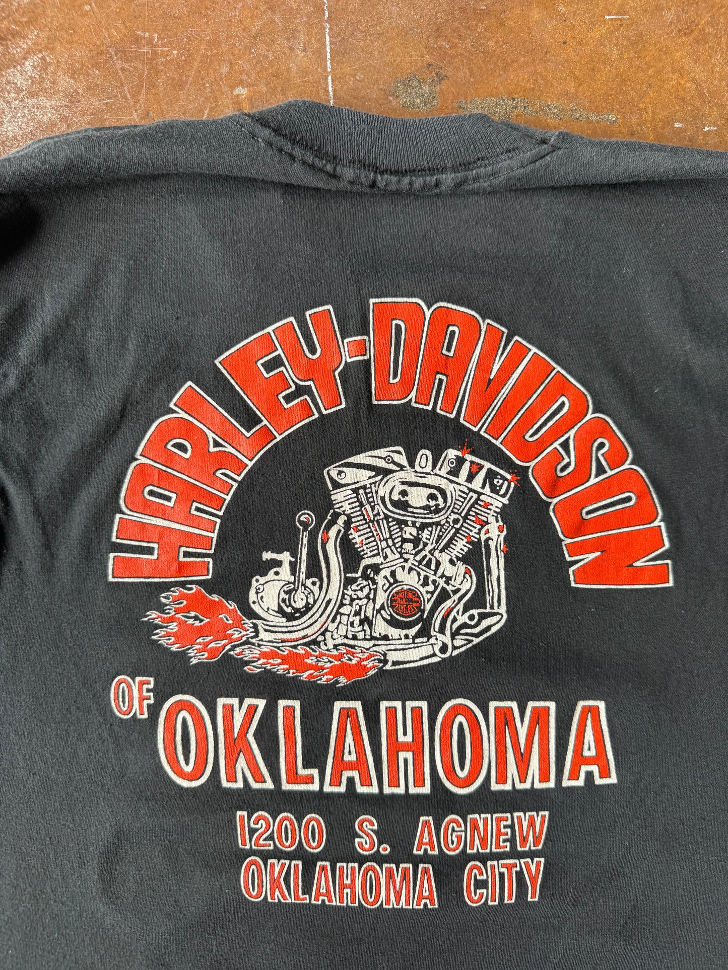 80s Harley Davidson "eagle emblem" 3D emblem sleeveless shirt (MEDIUM)