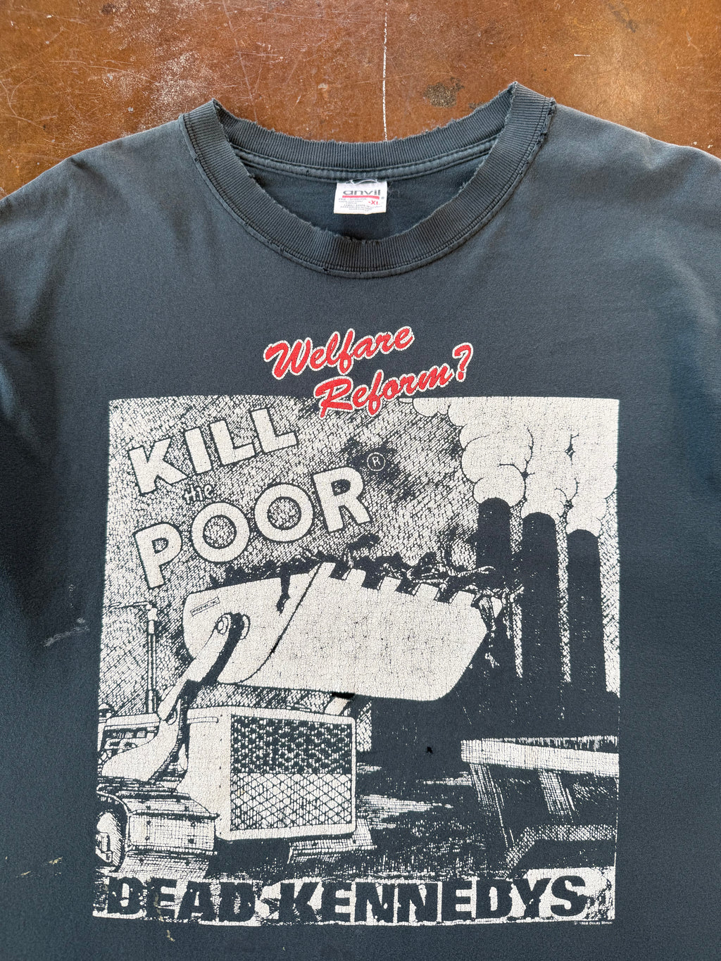 90s distressed Dead Kennedys "welfare reform" band shirt (XL)