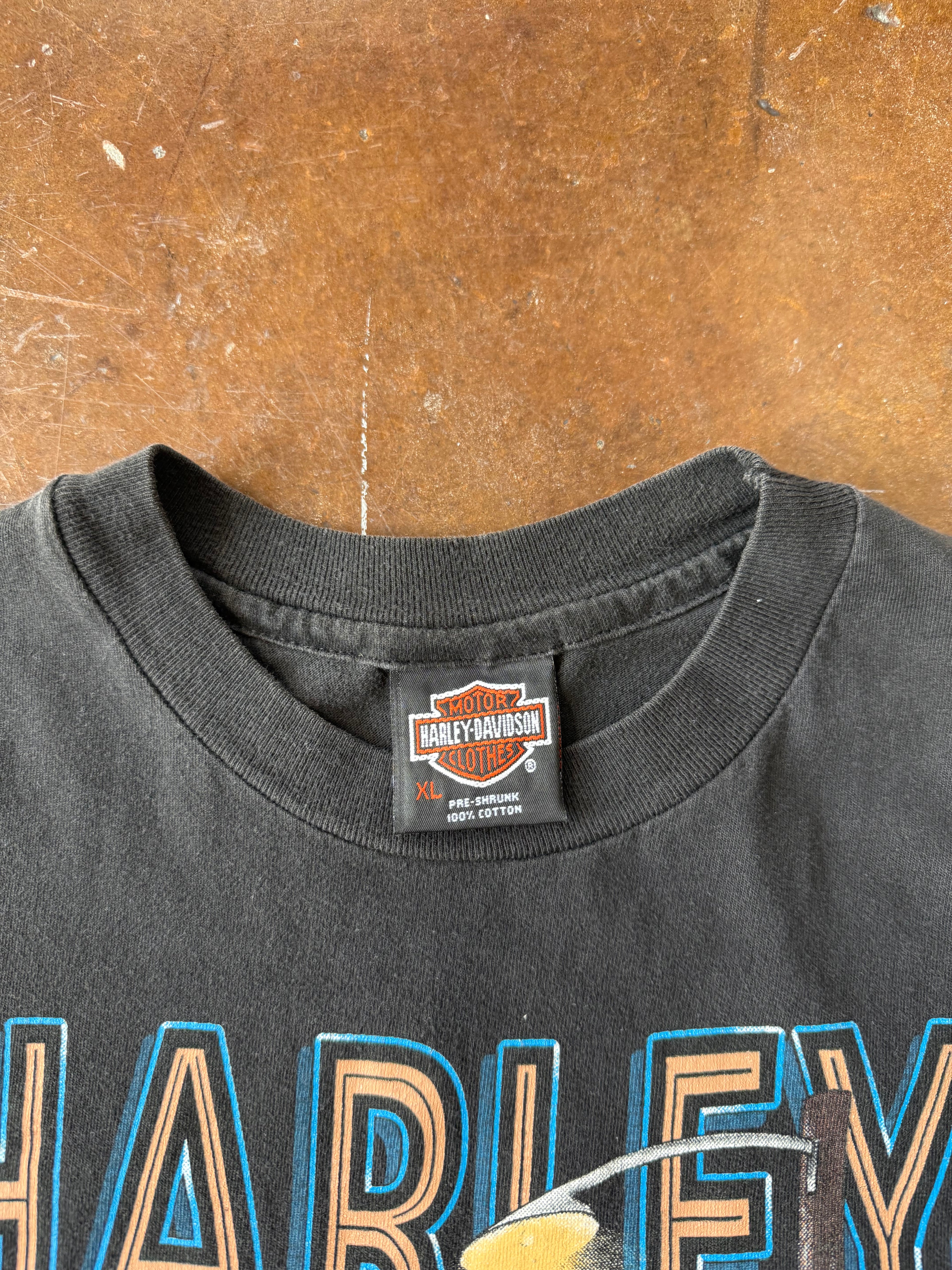 1992 Harley Davidson "on the prowl" biker shirt (XL)