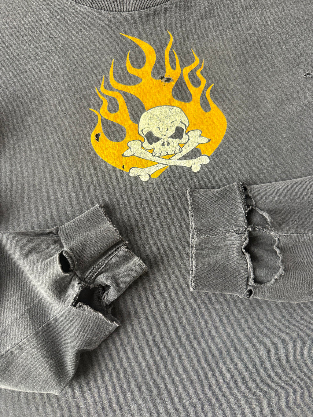 90s Flaming Skull biker longsleeve shirt (LARGE)