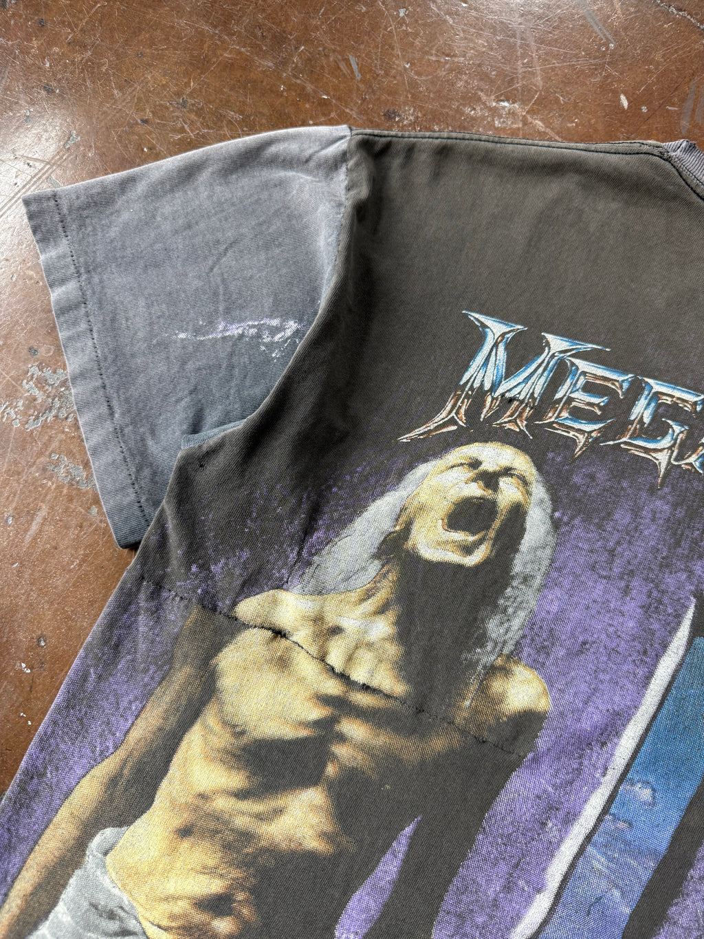 1994 faded Megadeth "countdown to extinction" band shirt (LARGE)