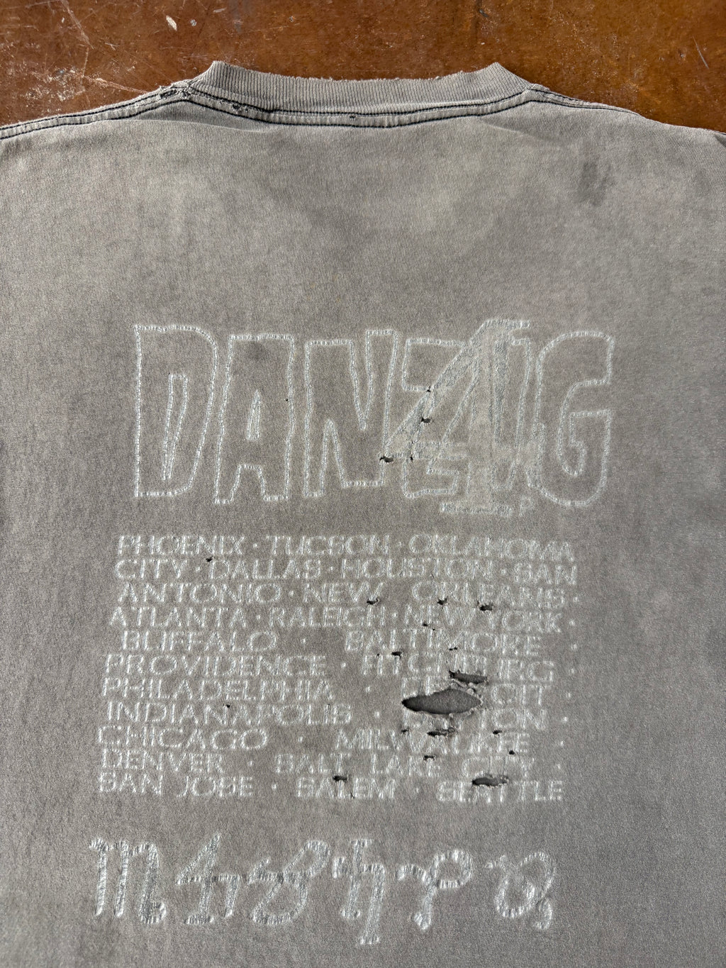 90s faded & distressed Danzig IV band shirt (LARGE)