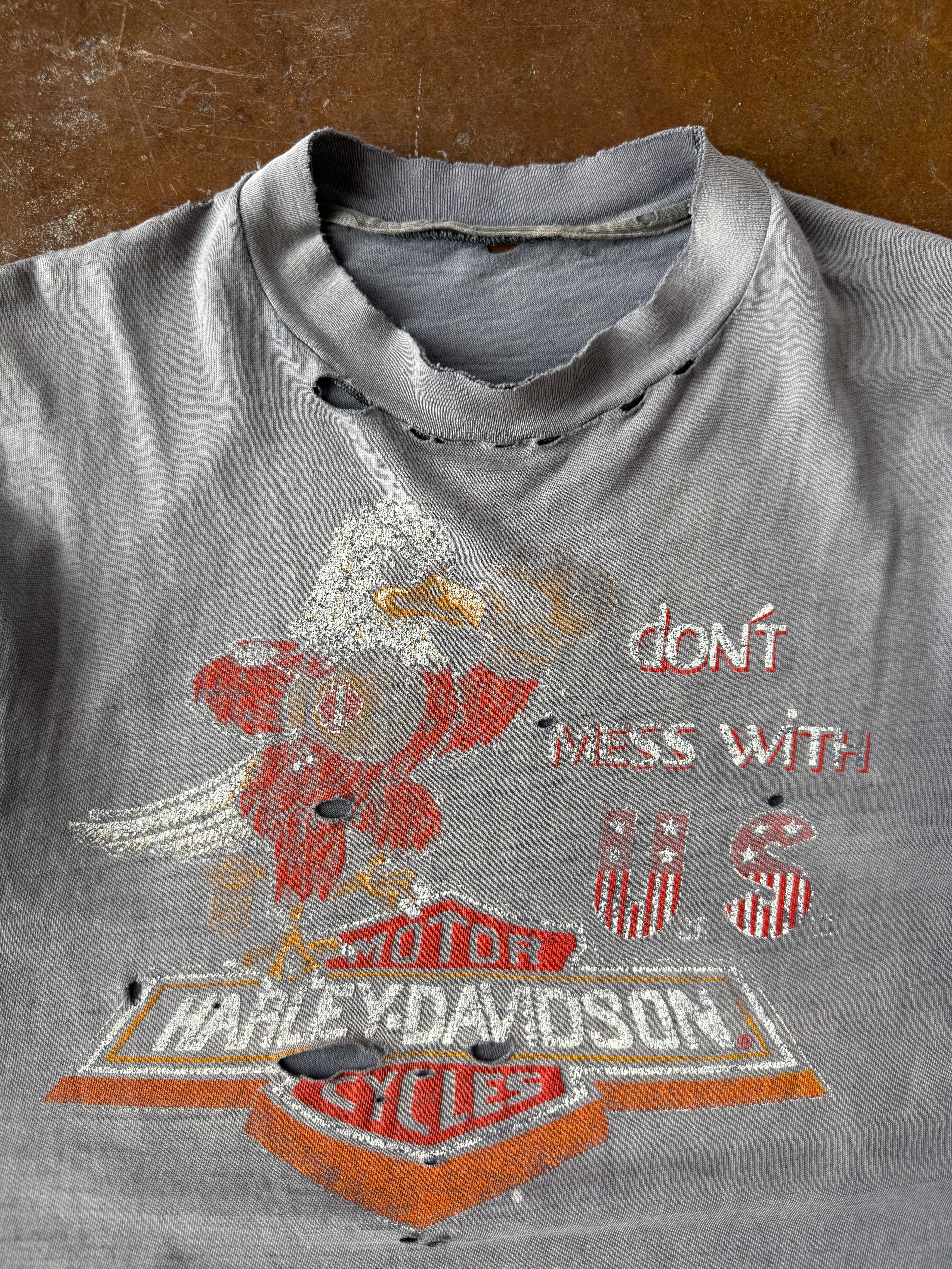 80s faded & distressed Harley Davidson "don't mess with US" biker shirt (LARGE)