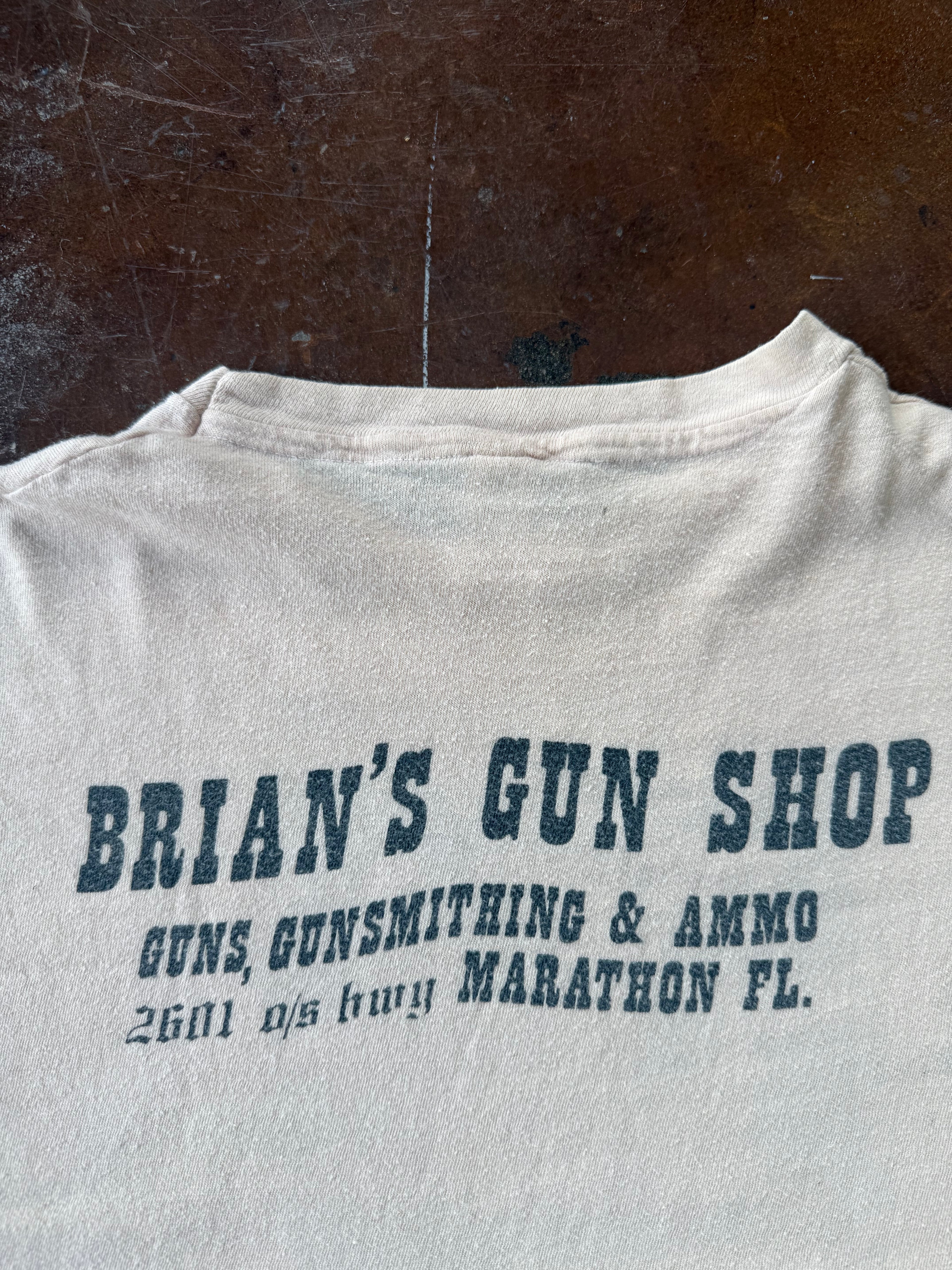 70s Wild West "gun shop" shirt (LARGE)