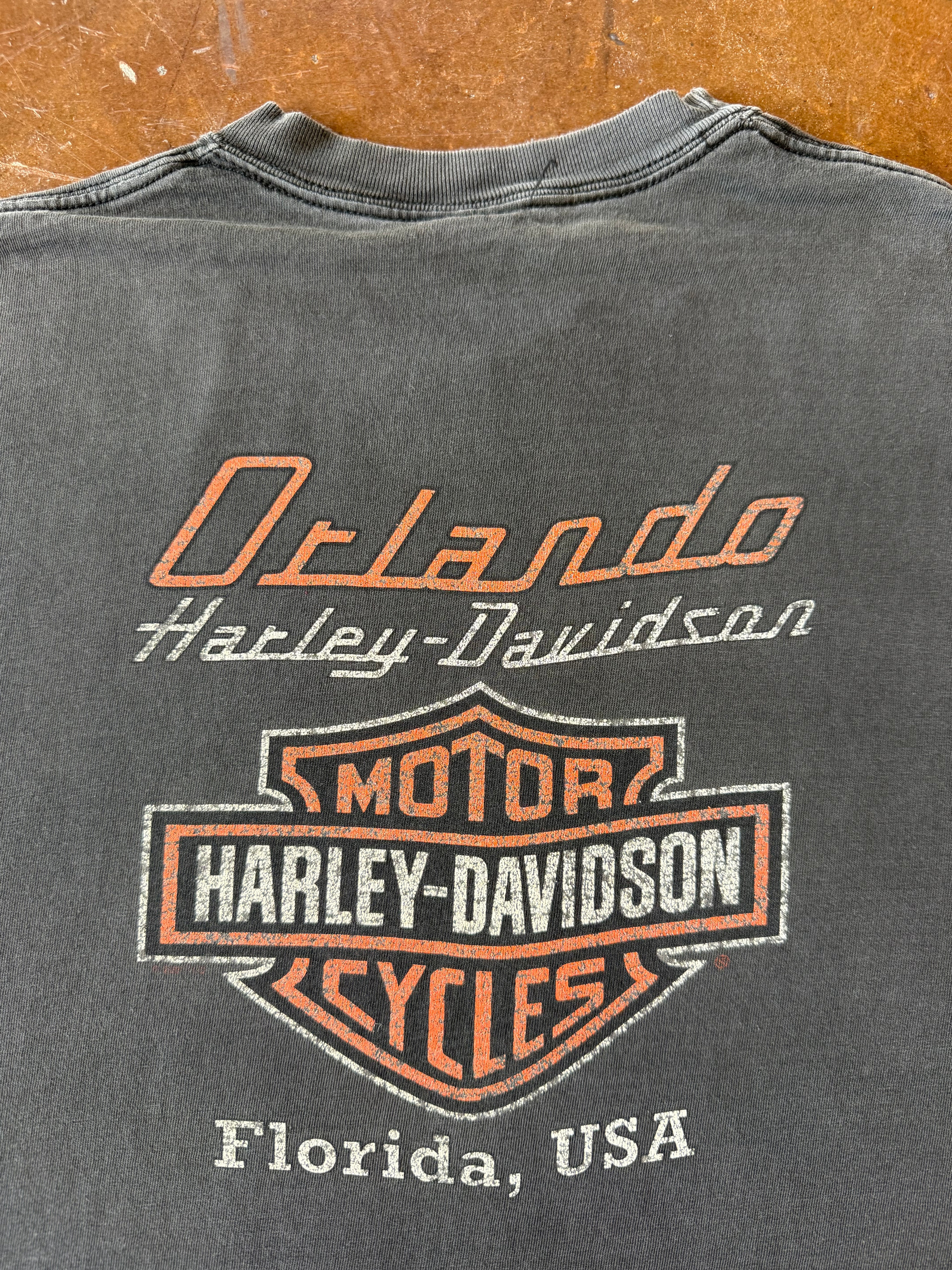 2001 Harley Davidson "engine farm" biker cut-off shirt (LARGE)