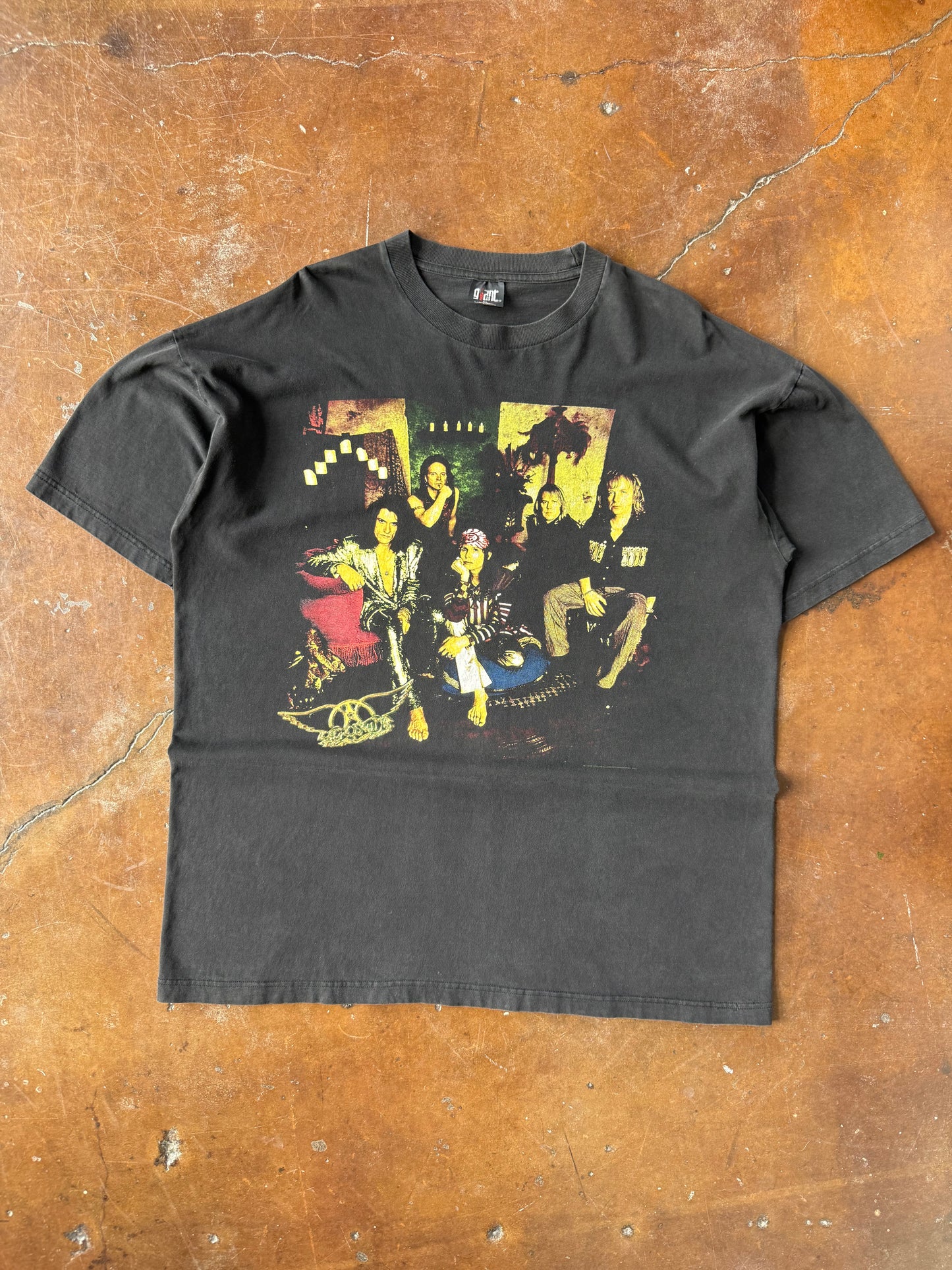 1997 Aerosmith "nine lives" north american tour shirt (XL)