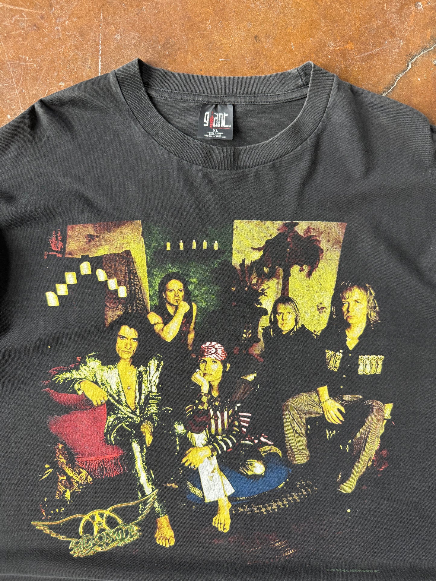 1997 Aerosmith "nine lives" north american tour shirt (XL)