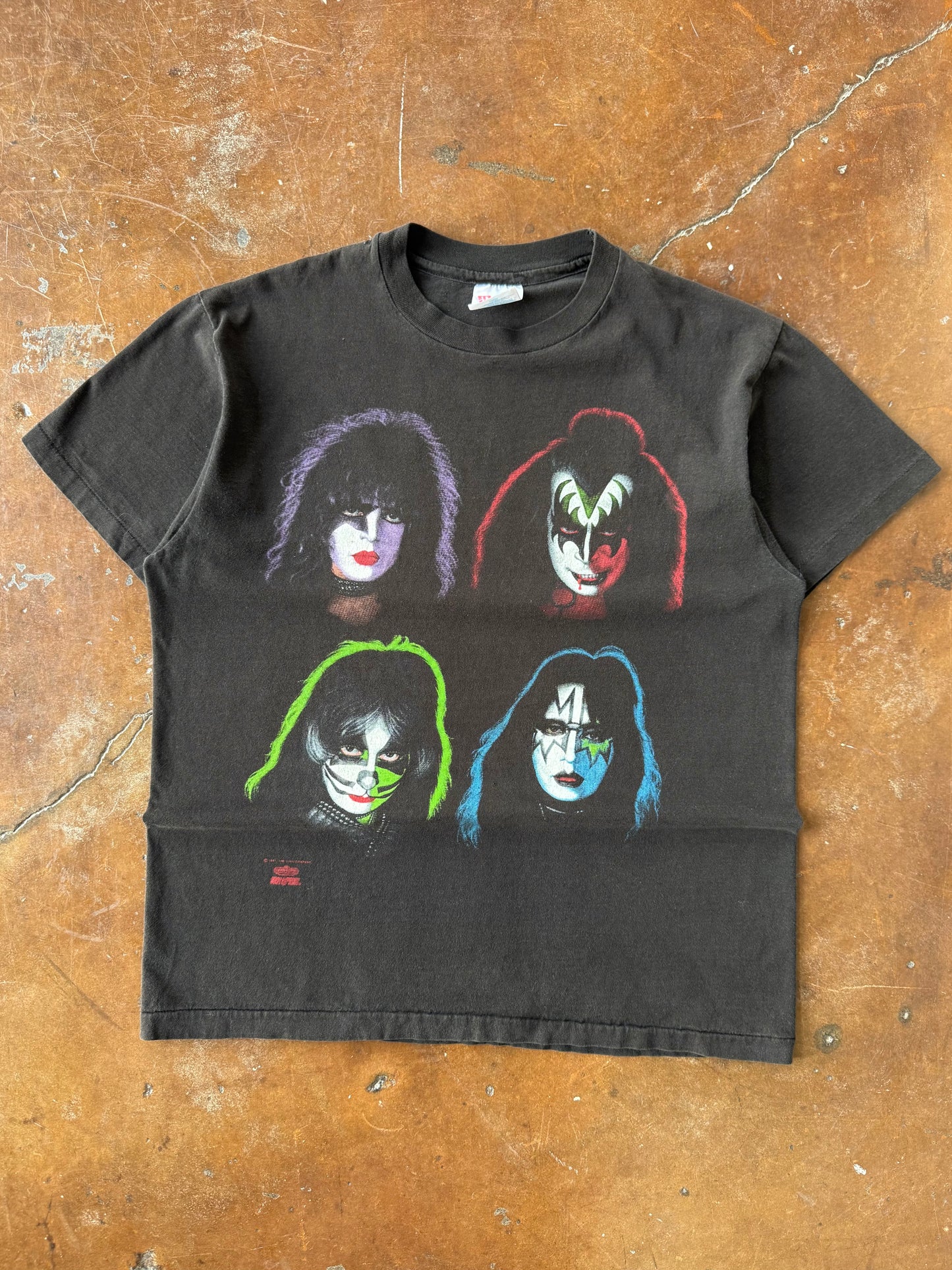 90s Kiss "portrait" band shirt (LARGE)