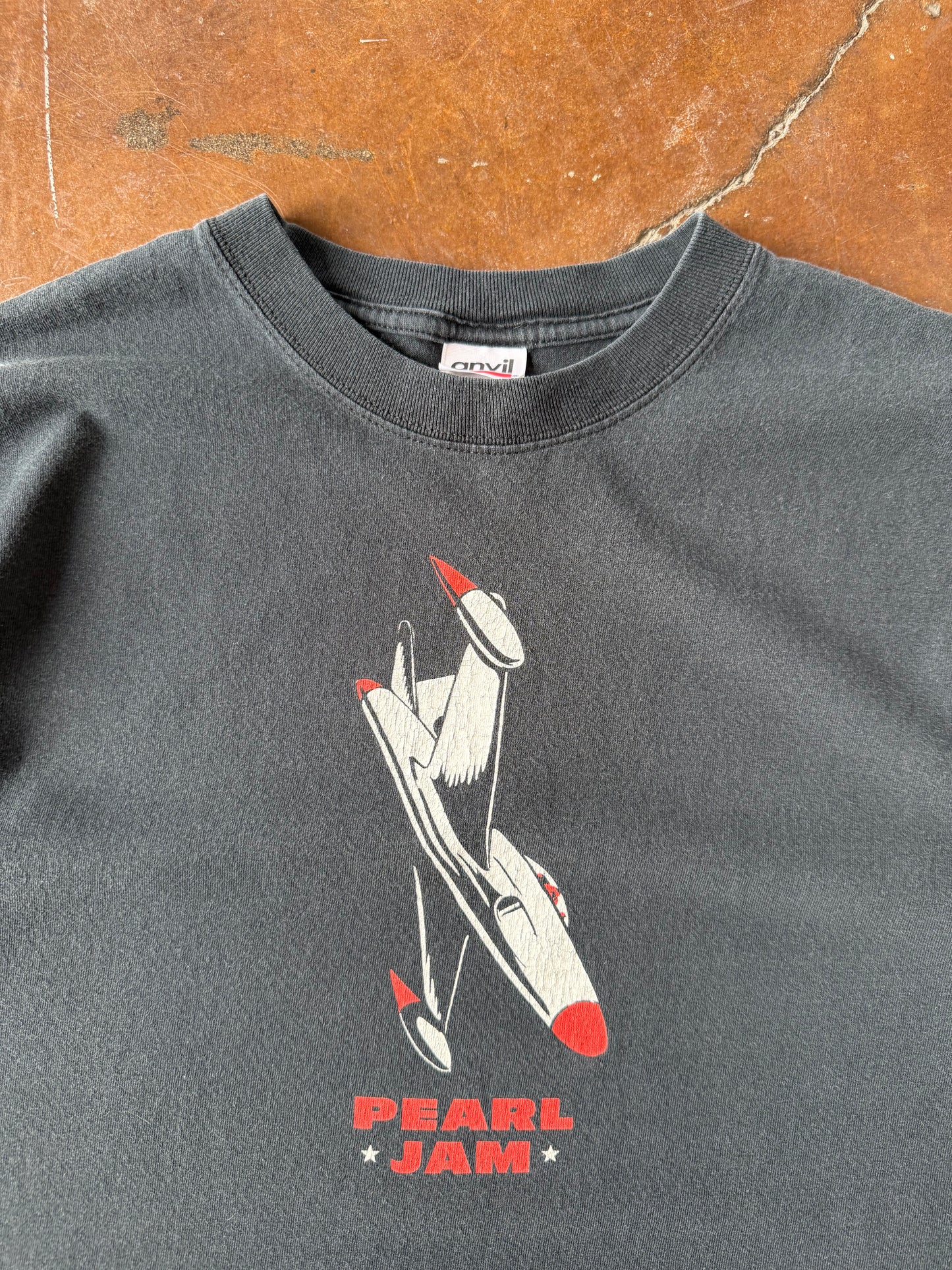 1998 Pearl Jam "blackbox" band shirt (LARGE)