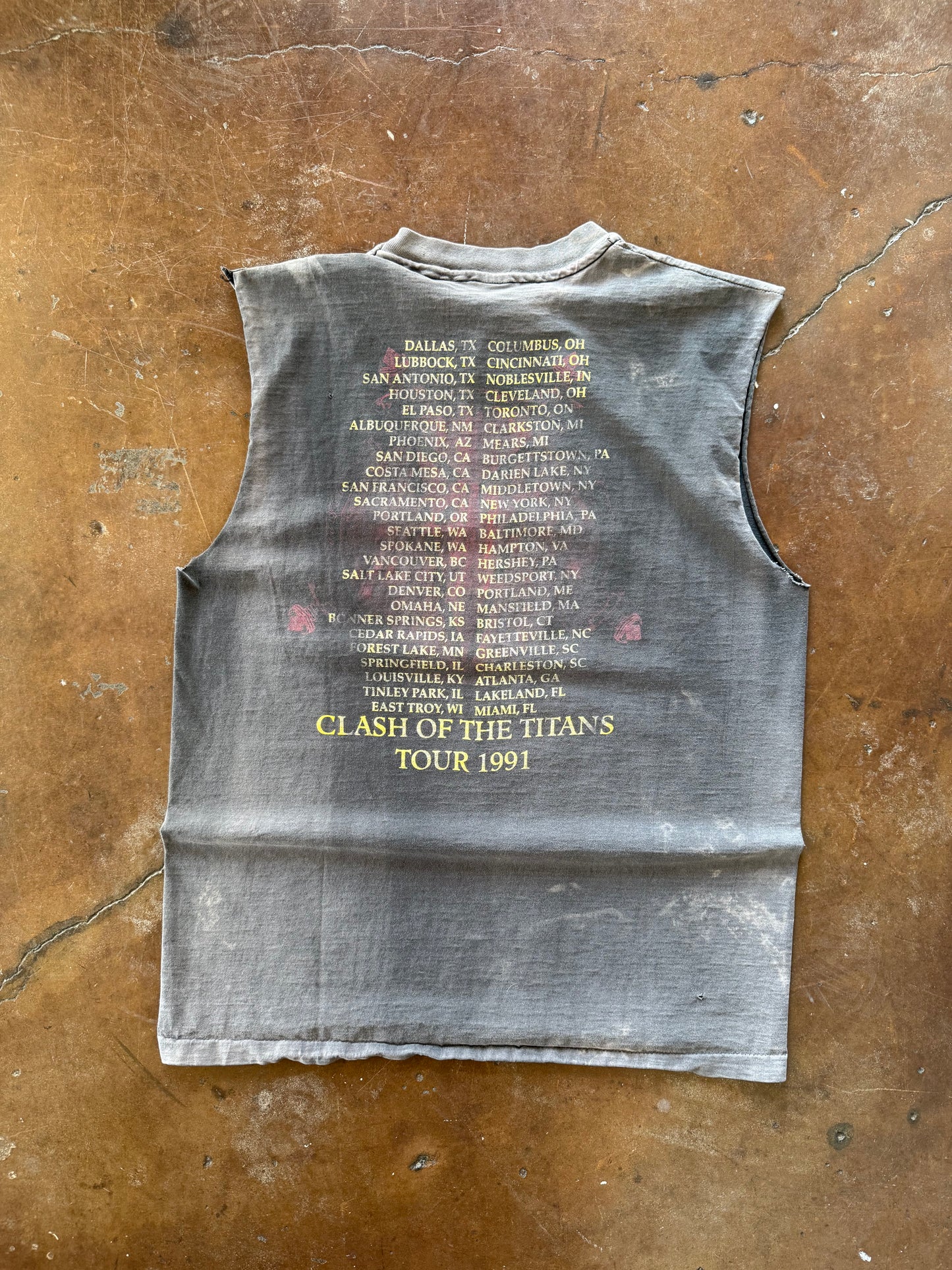 1991 faded Slayer "clash of titans" cut-off shirt (XL)