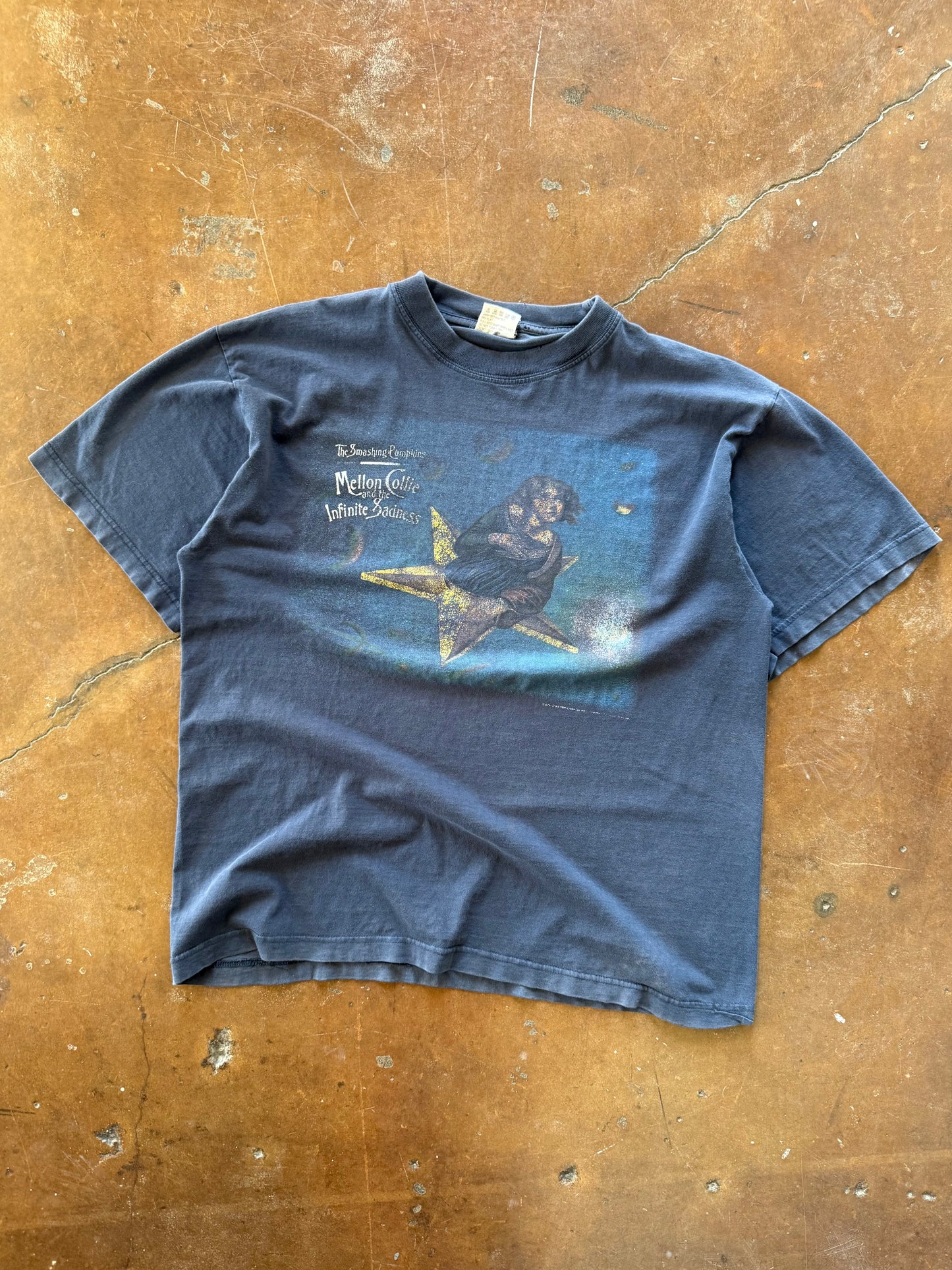 1996 faded Smashing Pumpkins "mellon collie & the infinite sadness" euro tour shirt (LARGE)