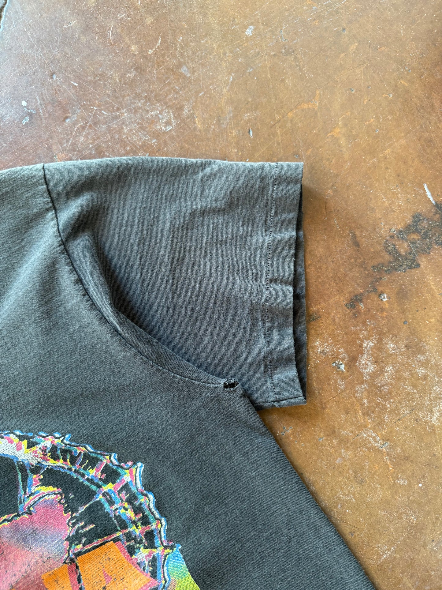 1992 Nirvana "come as you are" nevermind band shirt (LARGE)