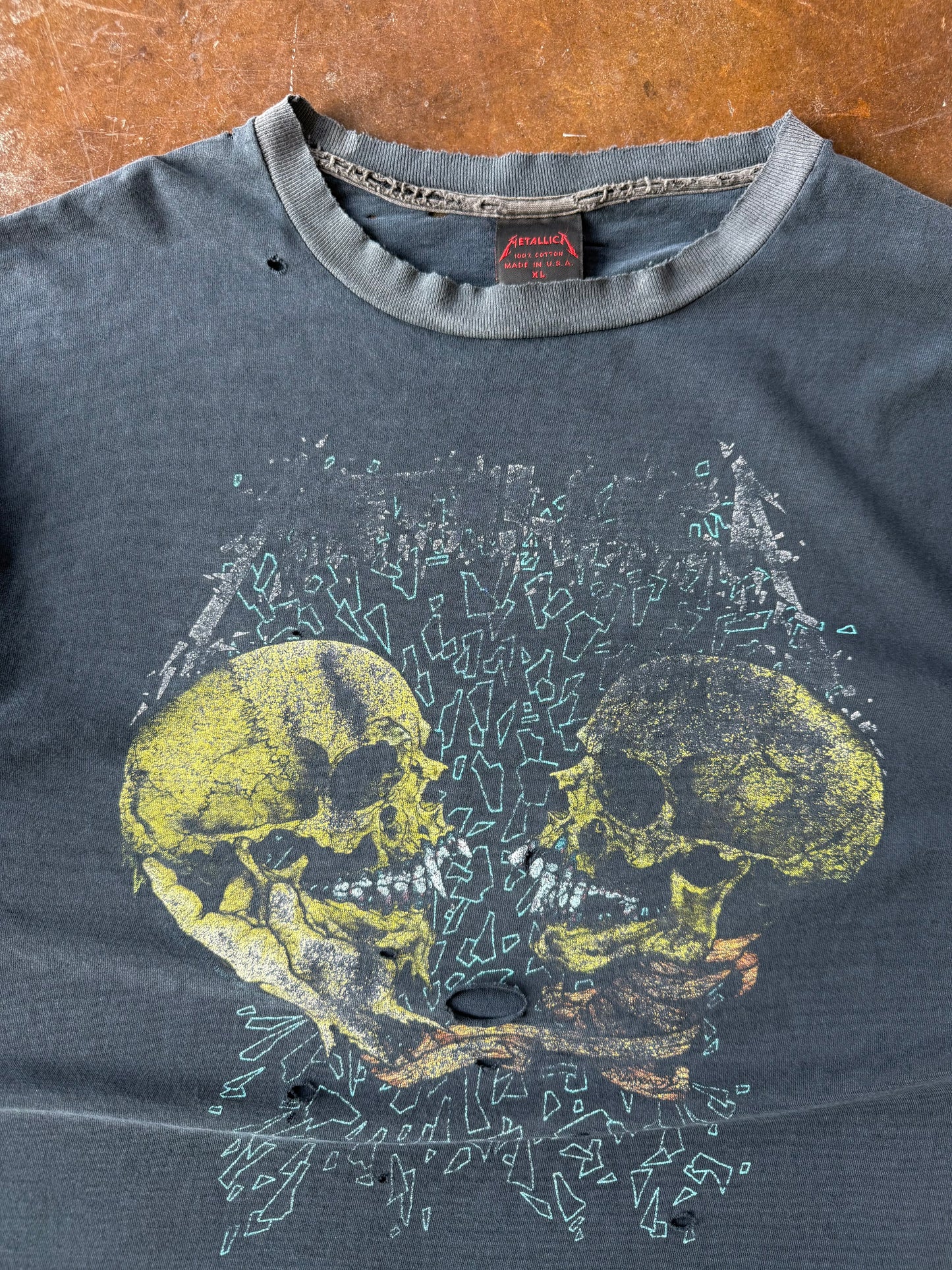 90s faded & lightly distressed Metallica "pushead" band shirt (XL)