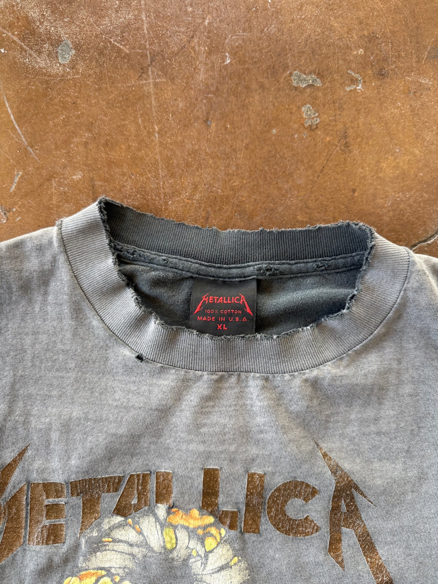 1991 faded & distressed Metallica "don't tread on me" band shirt (XL)