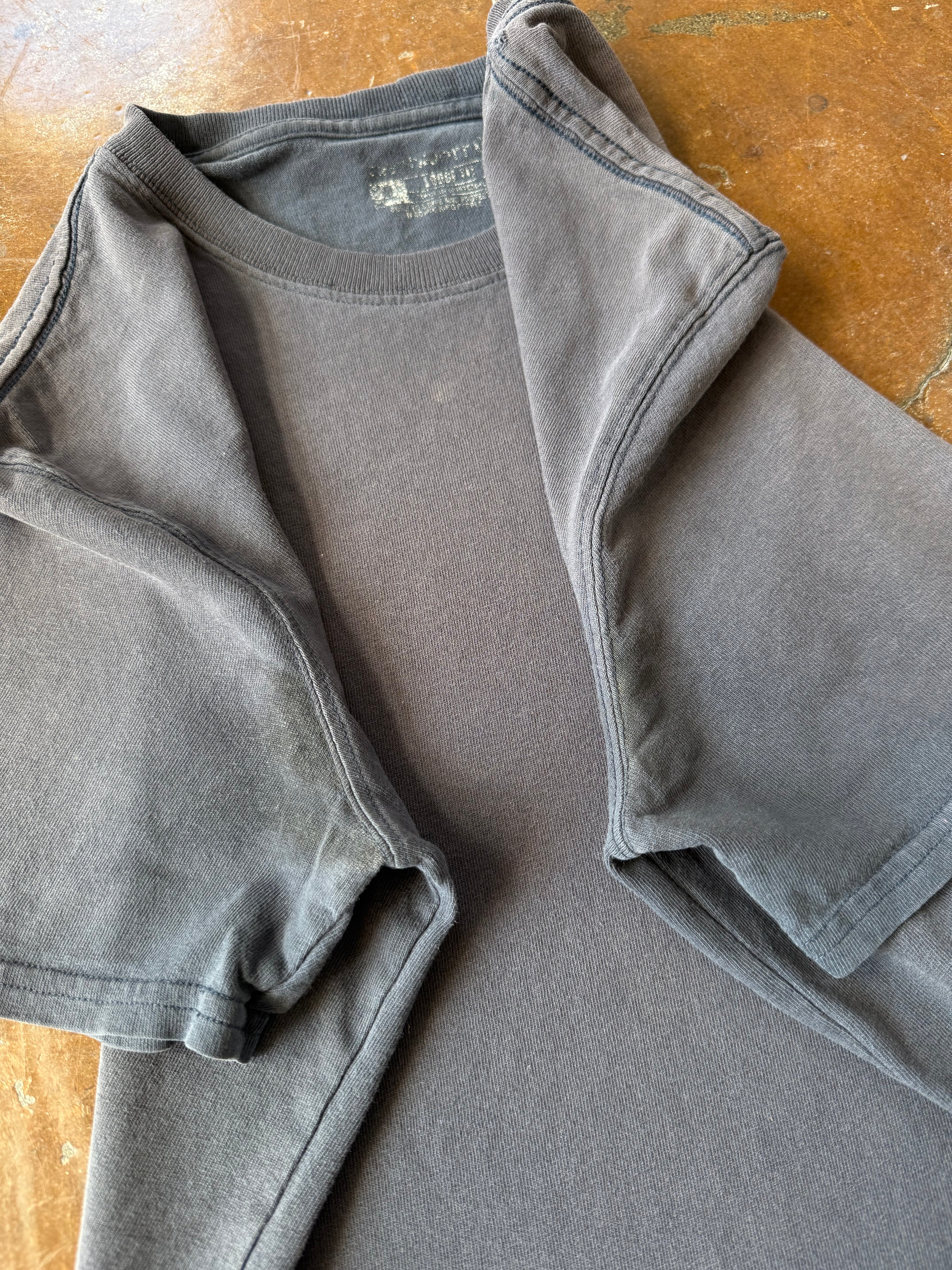 2000s faded Ghost pocket shirt (LARGE)