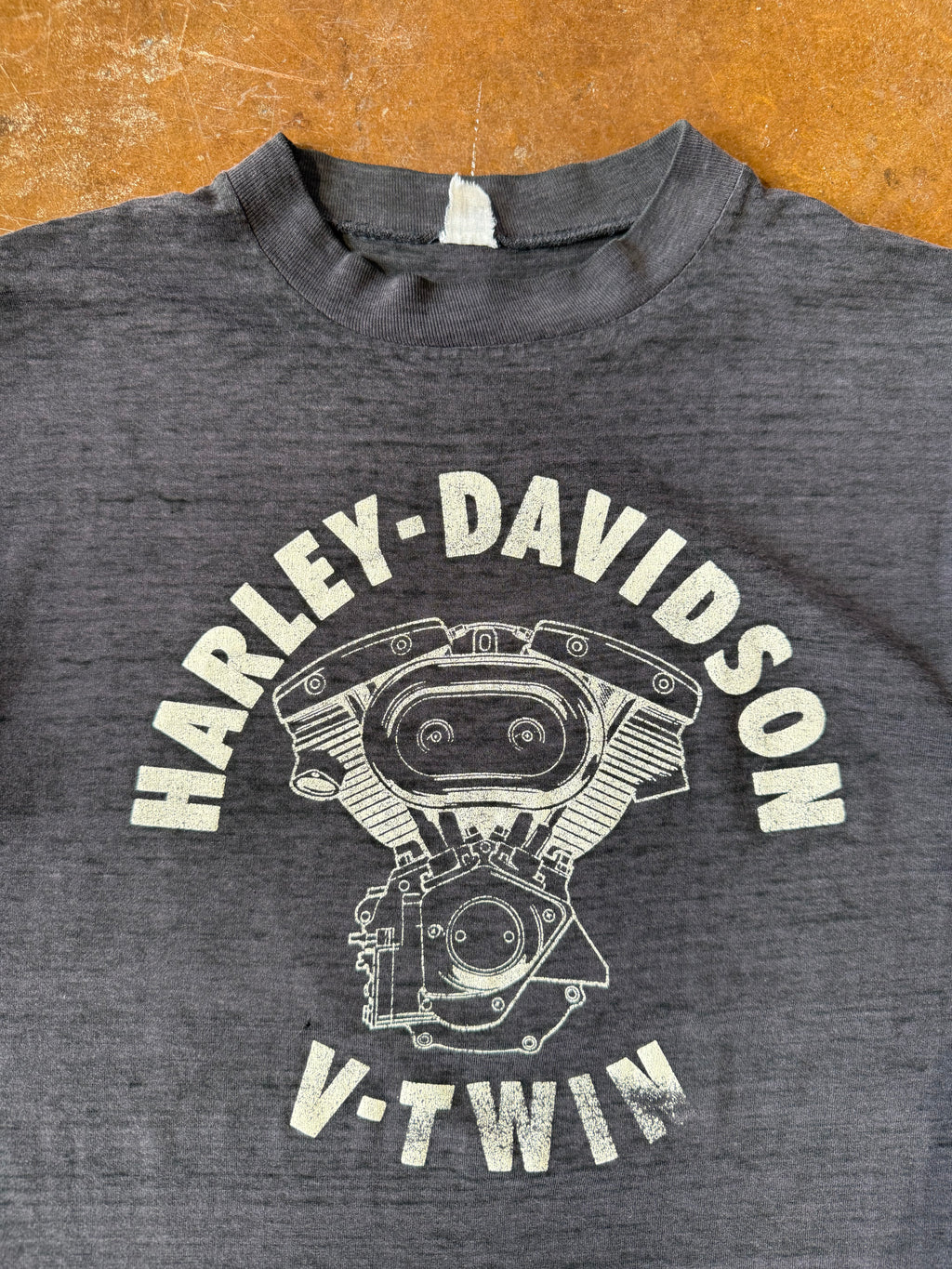 80s Harley Davidson "v-twin" biker shirt (LARGE)