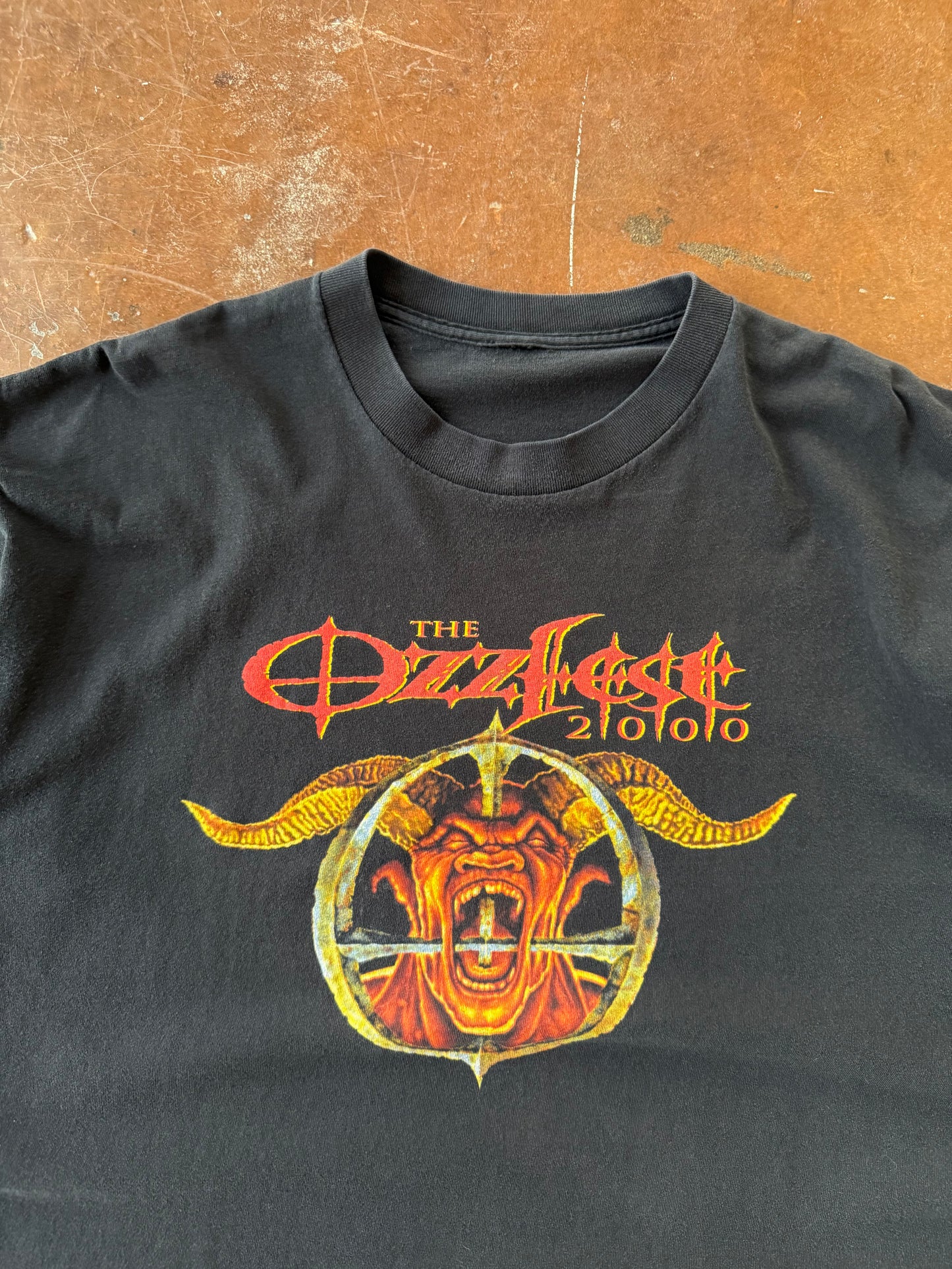 2000 Ozzfest tour band shirt (XL)