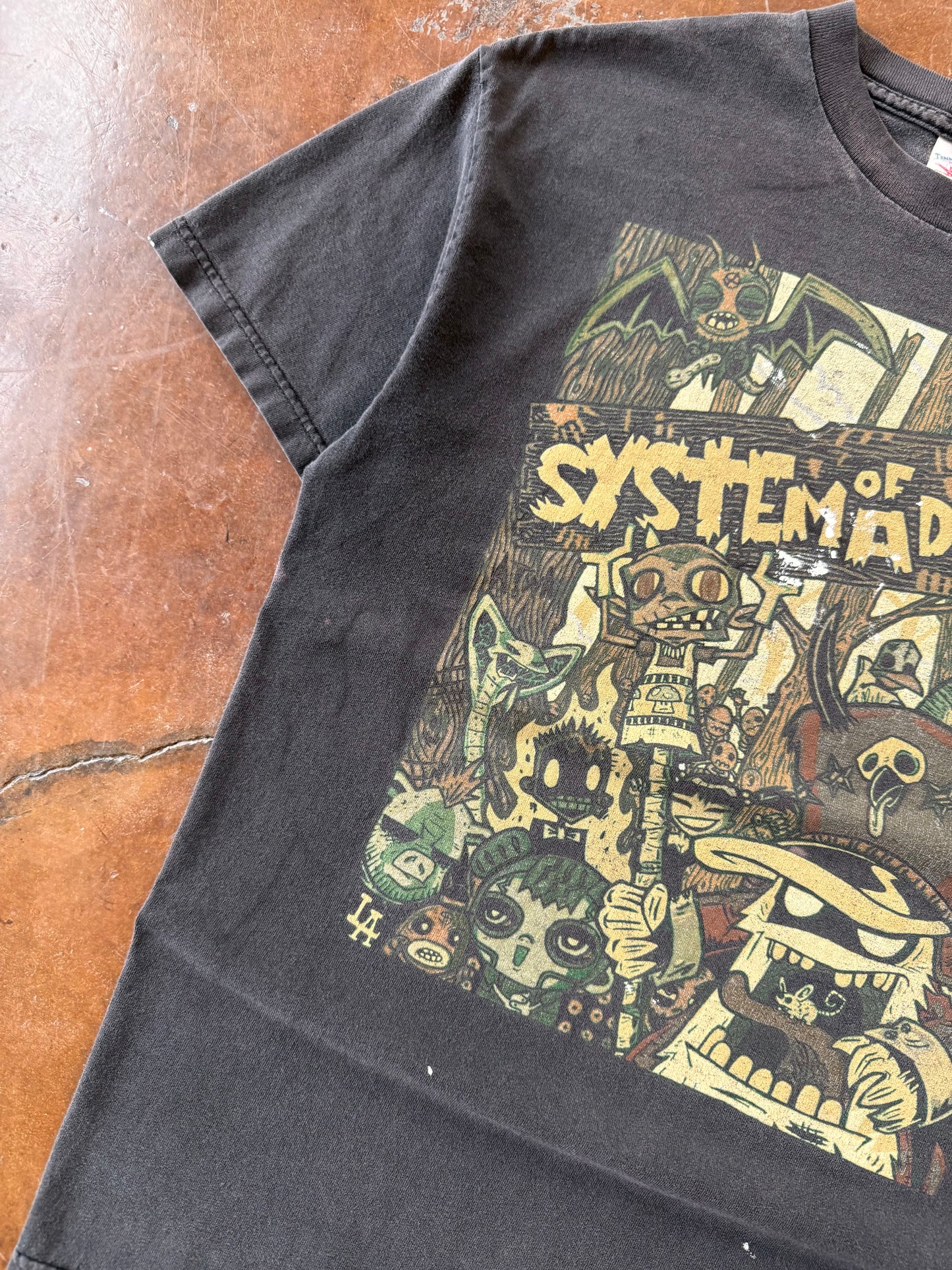 2000s System of A Down band shirt (MEDIUM)