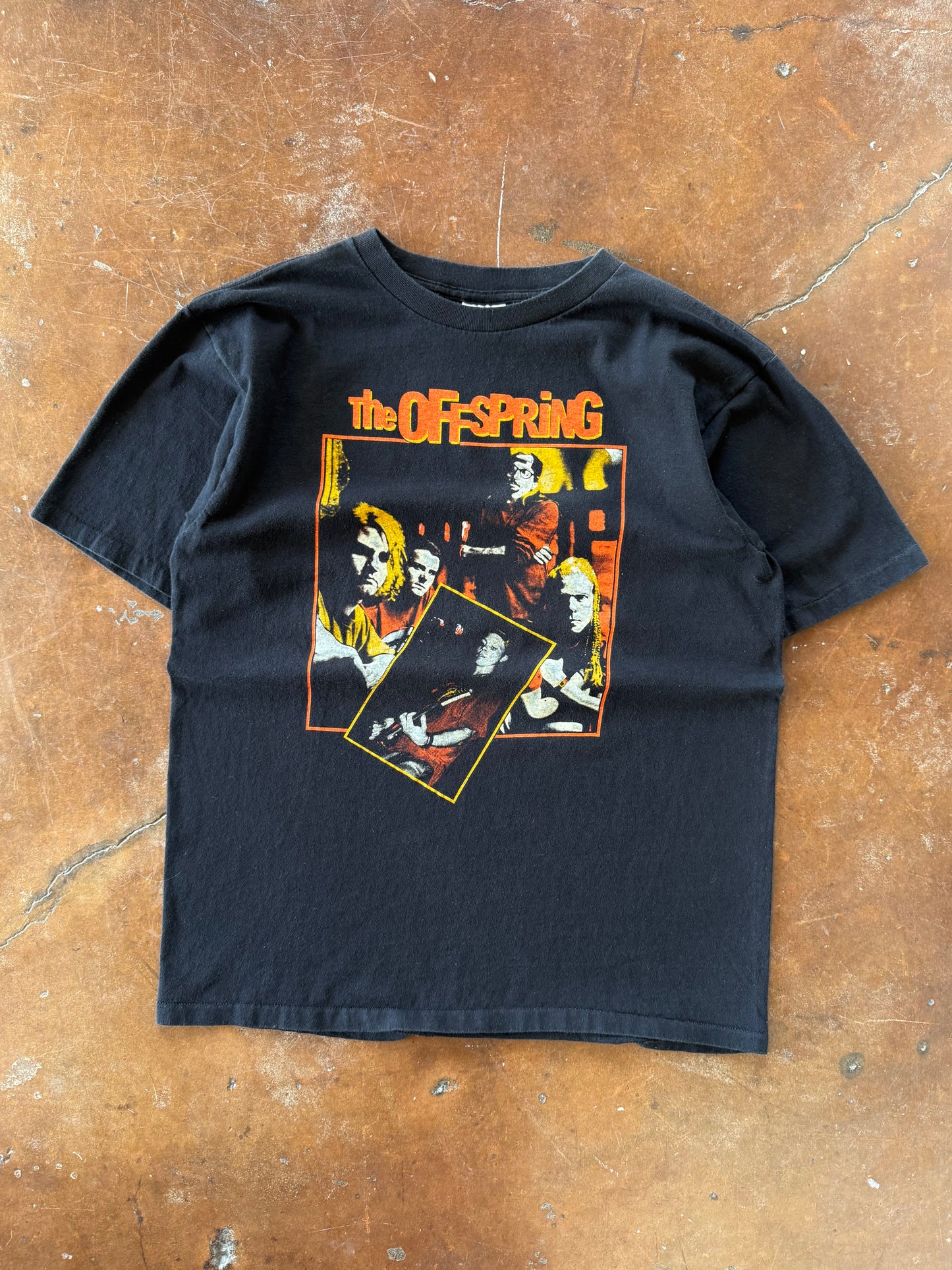 90s The Offspring band shirt (LARGE)