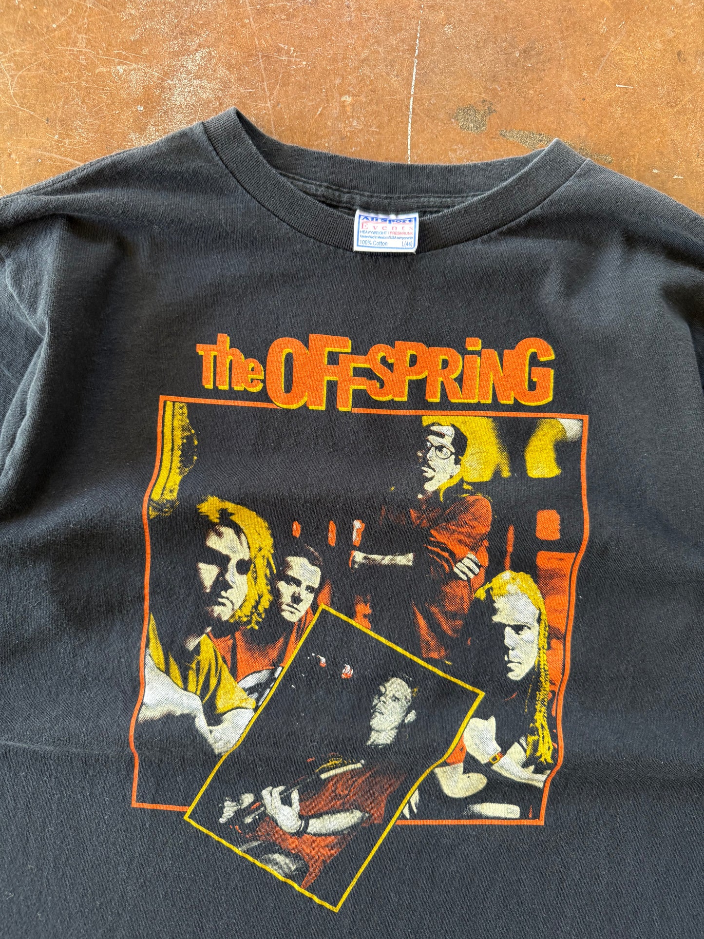 90s The Offspring band shirt (LARGE)