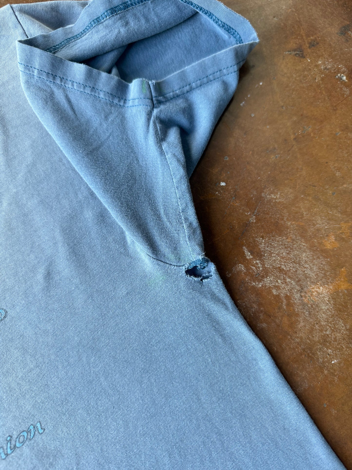 2000s Harley Davidson "blue lightning" paint splatter shirt (XL)