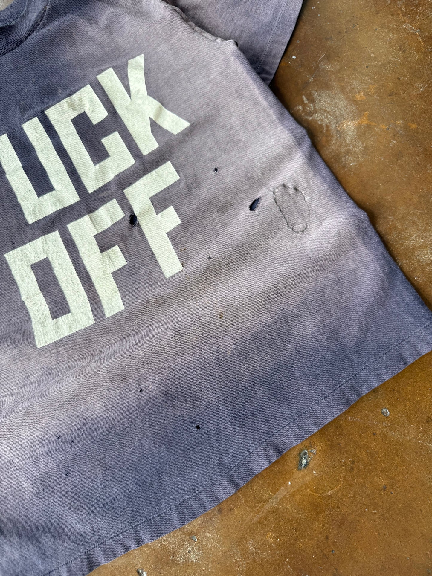 80s faded & lightly distressed Fuck Off quote shirt (LARGE)