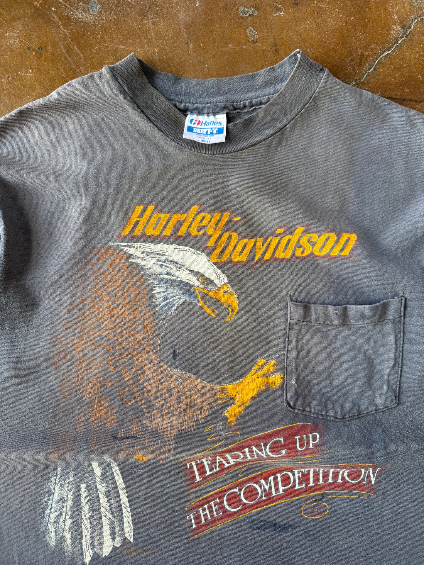 80s faded Harley Davidson "eagle banner" pocket shirt (LARGE)