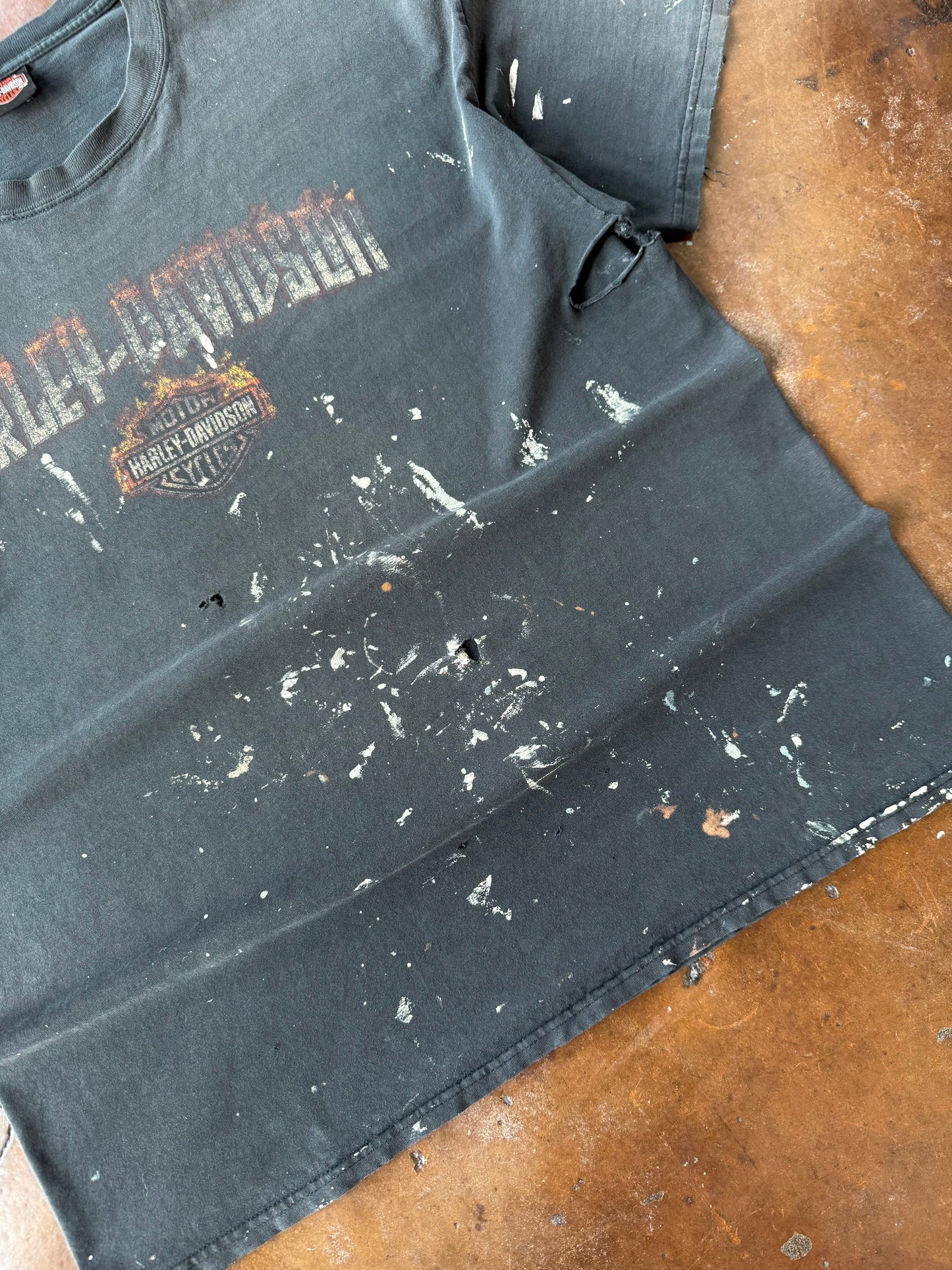 2000s faded & distressed Harley Davidson "flame logo" shirt (XL)
