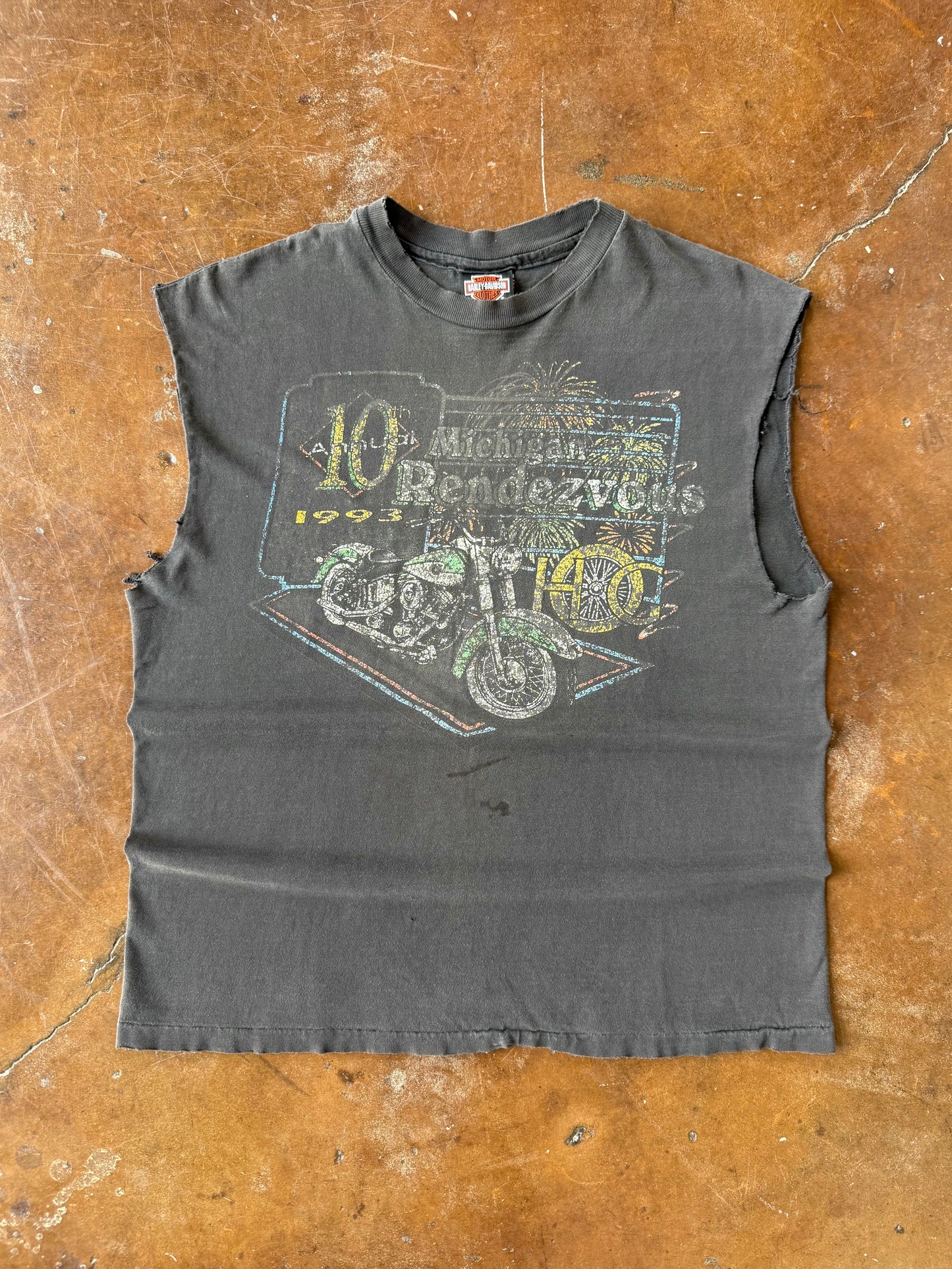 1993 faded Harley Davidson "michigan rendezvous" cut-off shirt (LARGE)