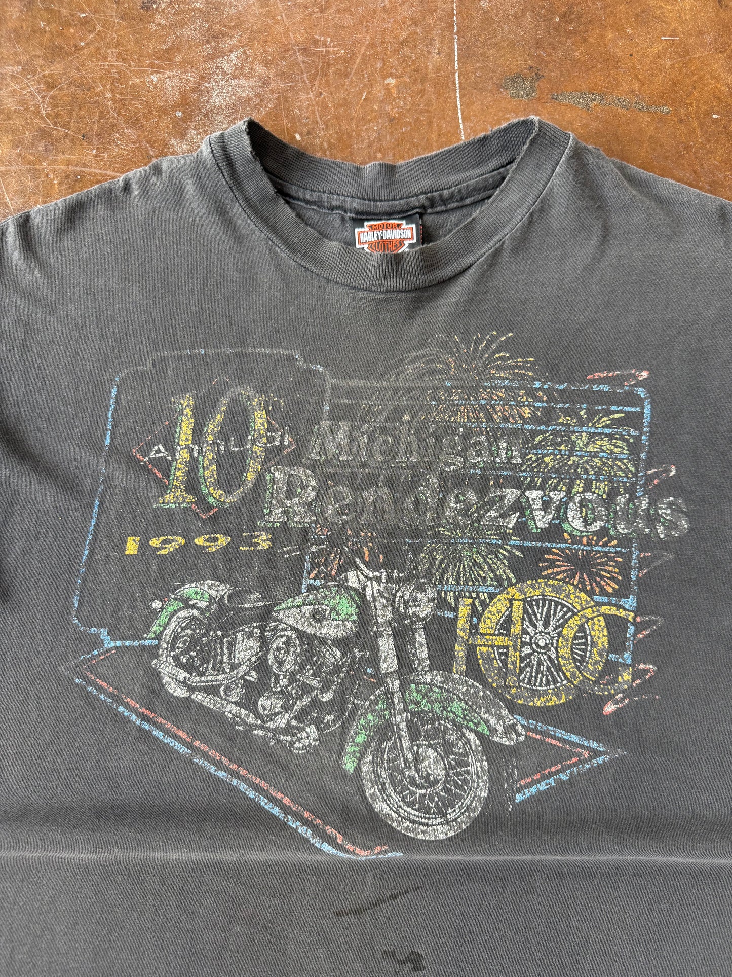 1993 faded Harley Davidson "michigan rendezvous" cut-off shirt (LARGE)