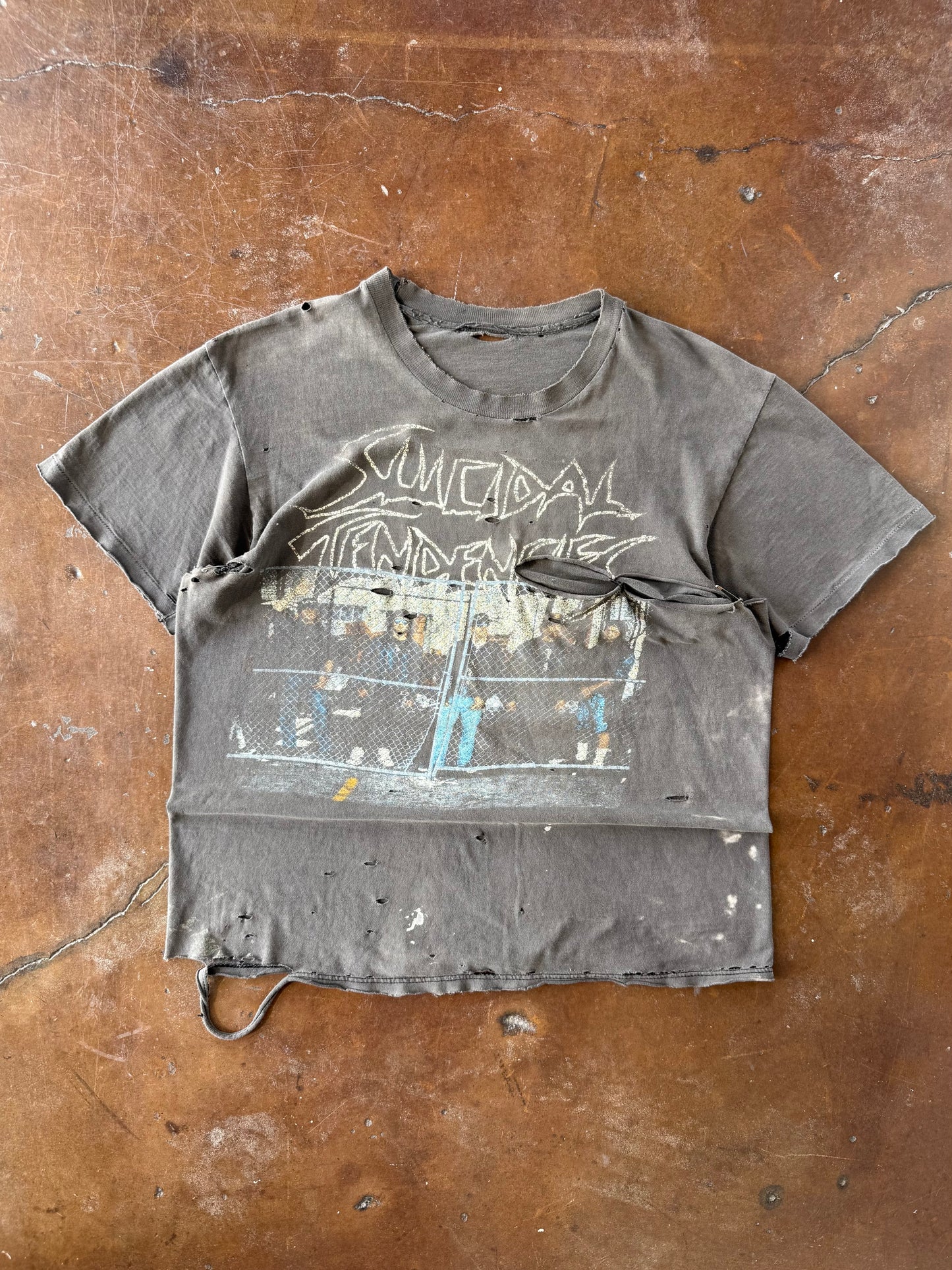 1990 faded & heavily distressed Suicidal Tendencies " you can't bring me down" tour shirt (MEDIUM)