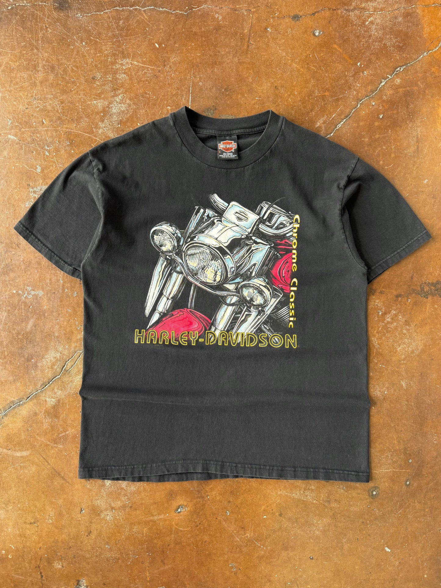 90s Harley Davidson "chrome classic" biker shirt (LARGE)