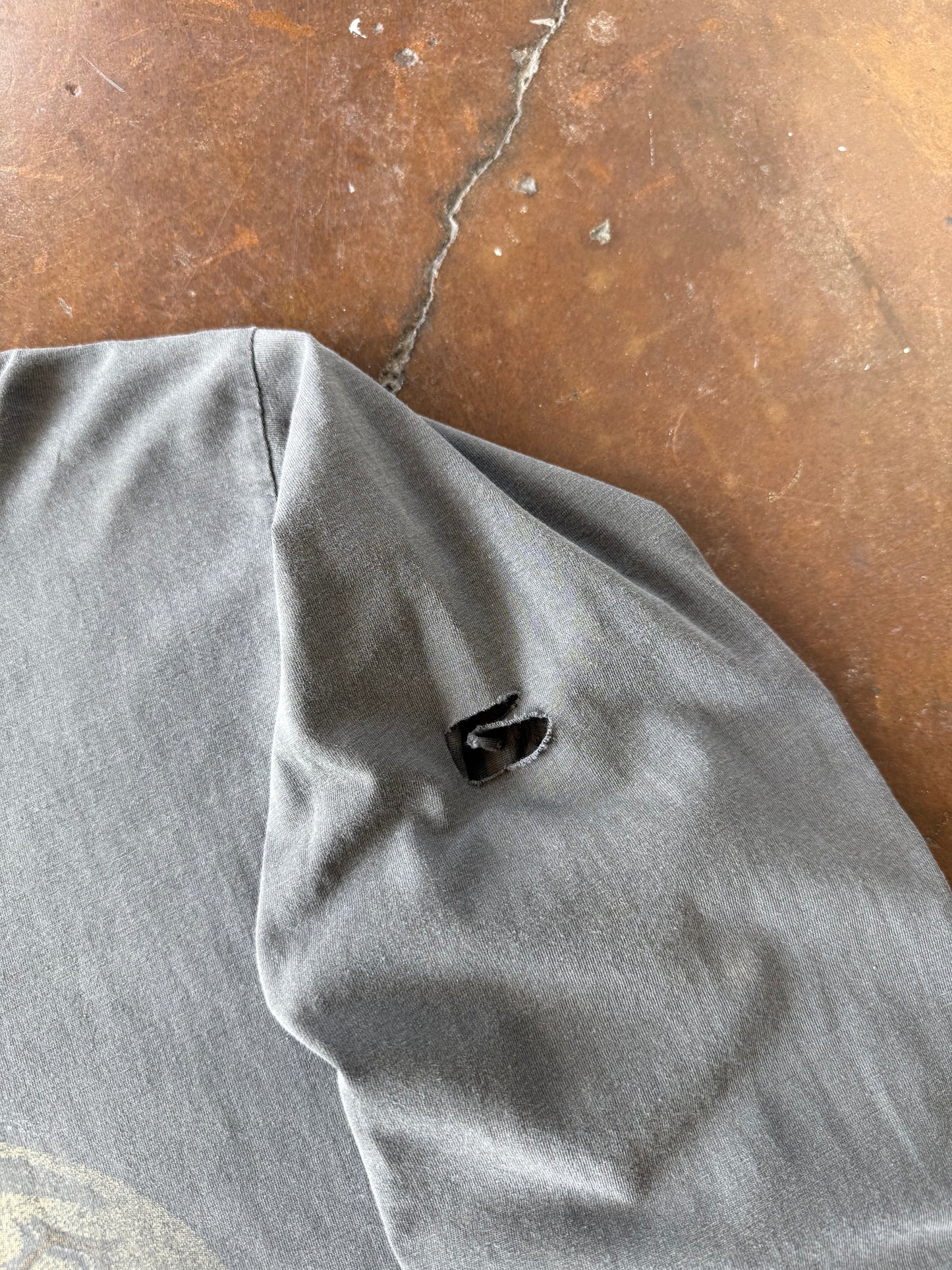 1997 faded & lightly distressed Pantera "snakebite stout" euro band shirt (XL)