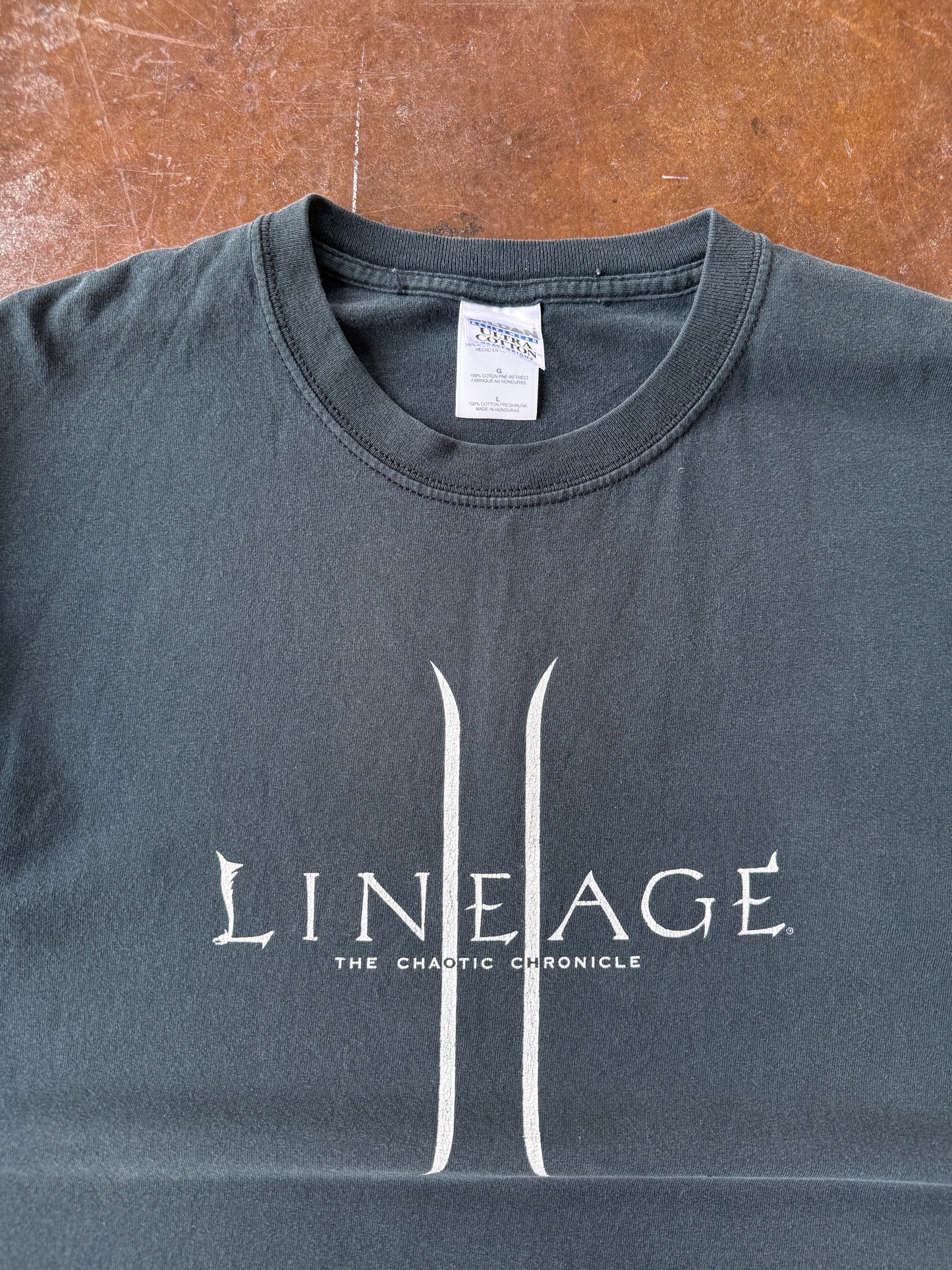 2000s Lineage "the chaotic chronicle" rise of darkness video game shirt (LARGE)