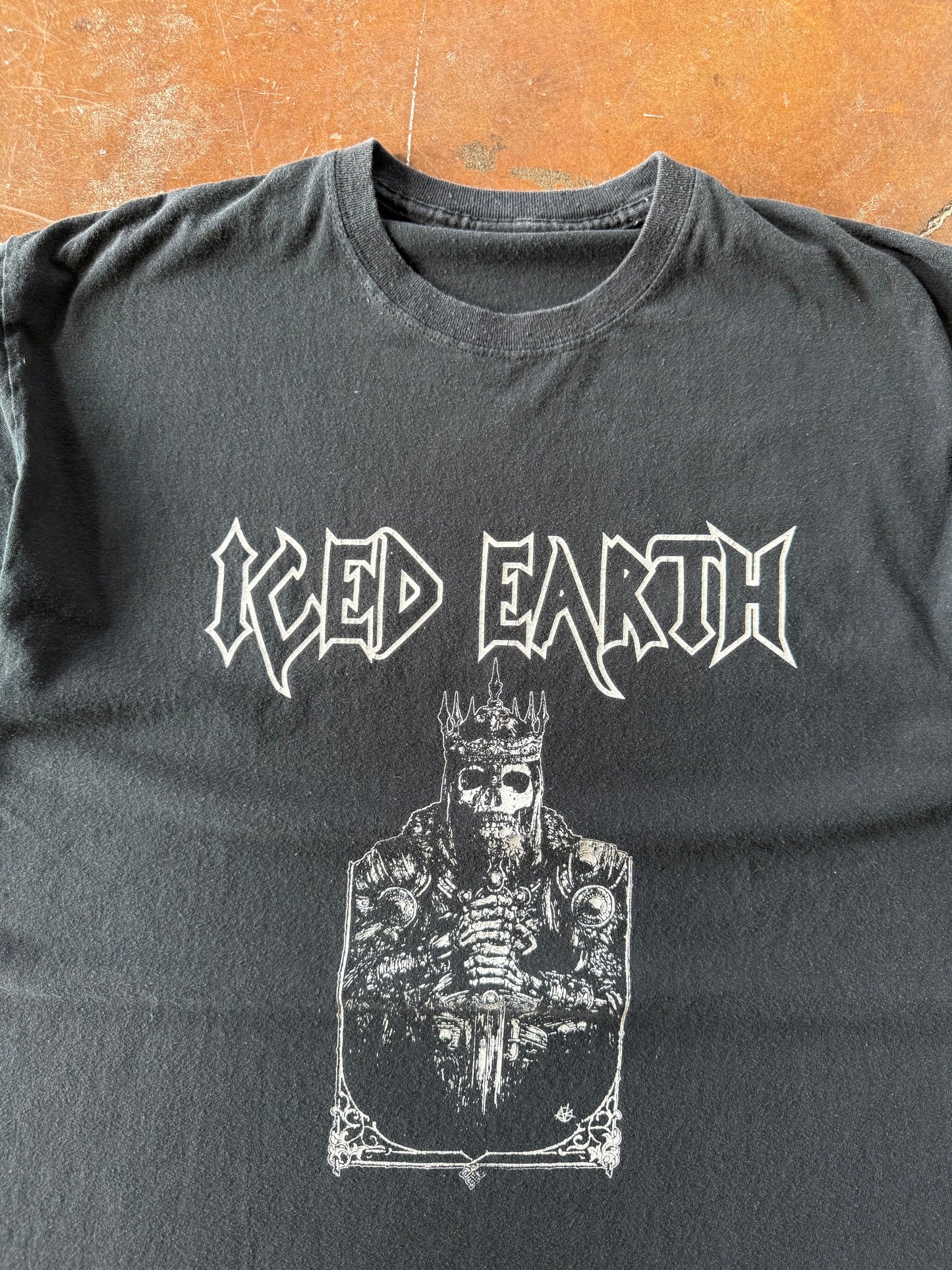 2000s Iced Earth band shirt (XL)