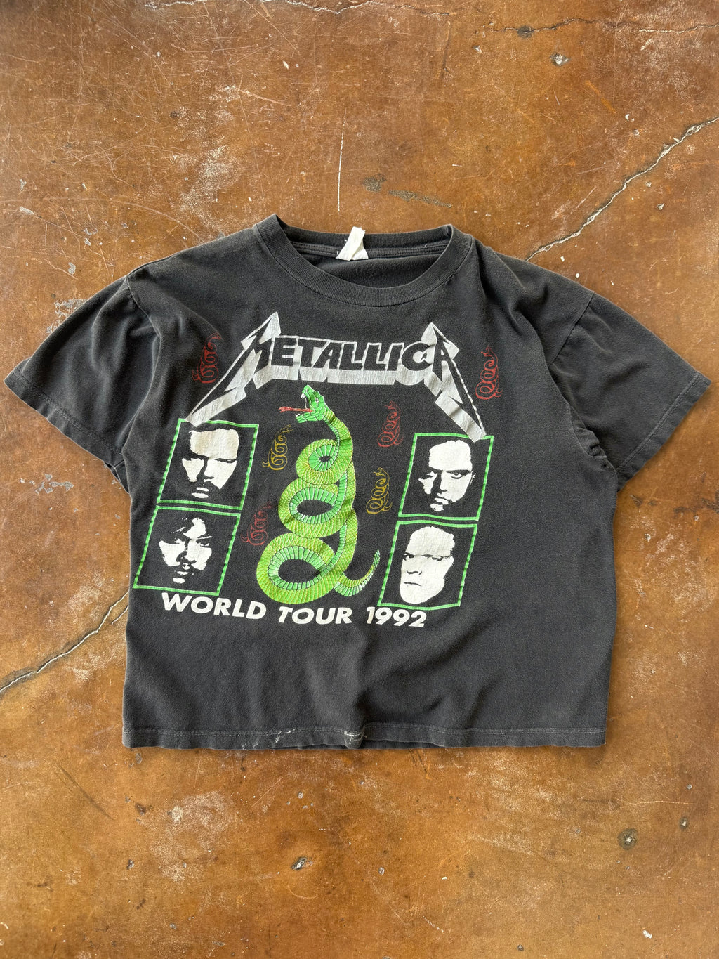 1992 Metallica "serpent" world tour shirt (LARGE)