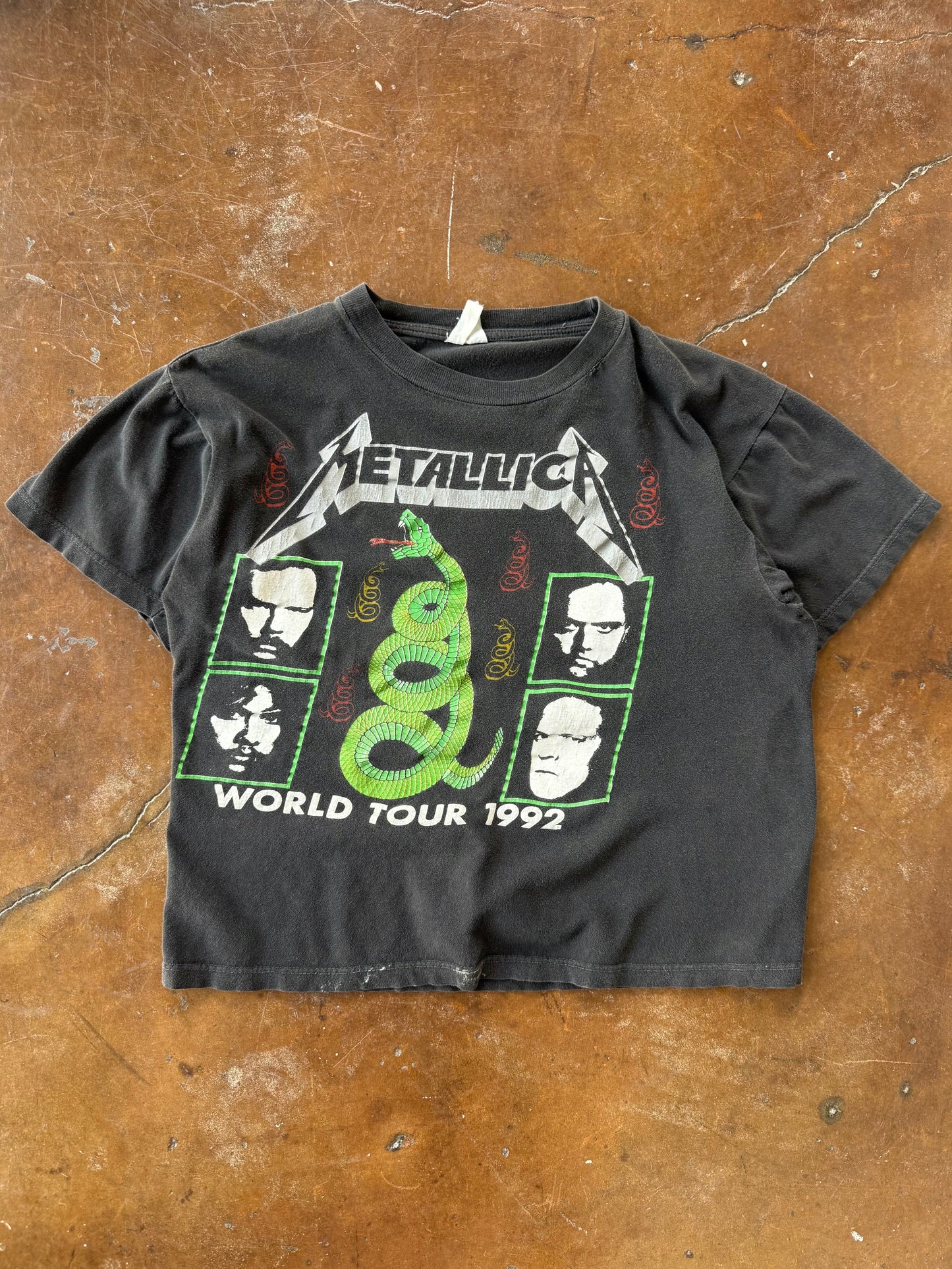 1992 Metallica "serpent" world tour shirt (LARGE)