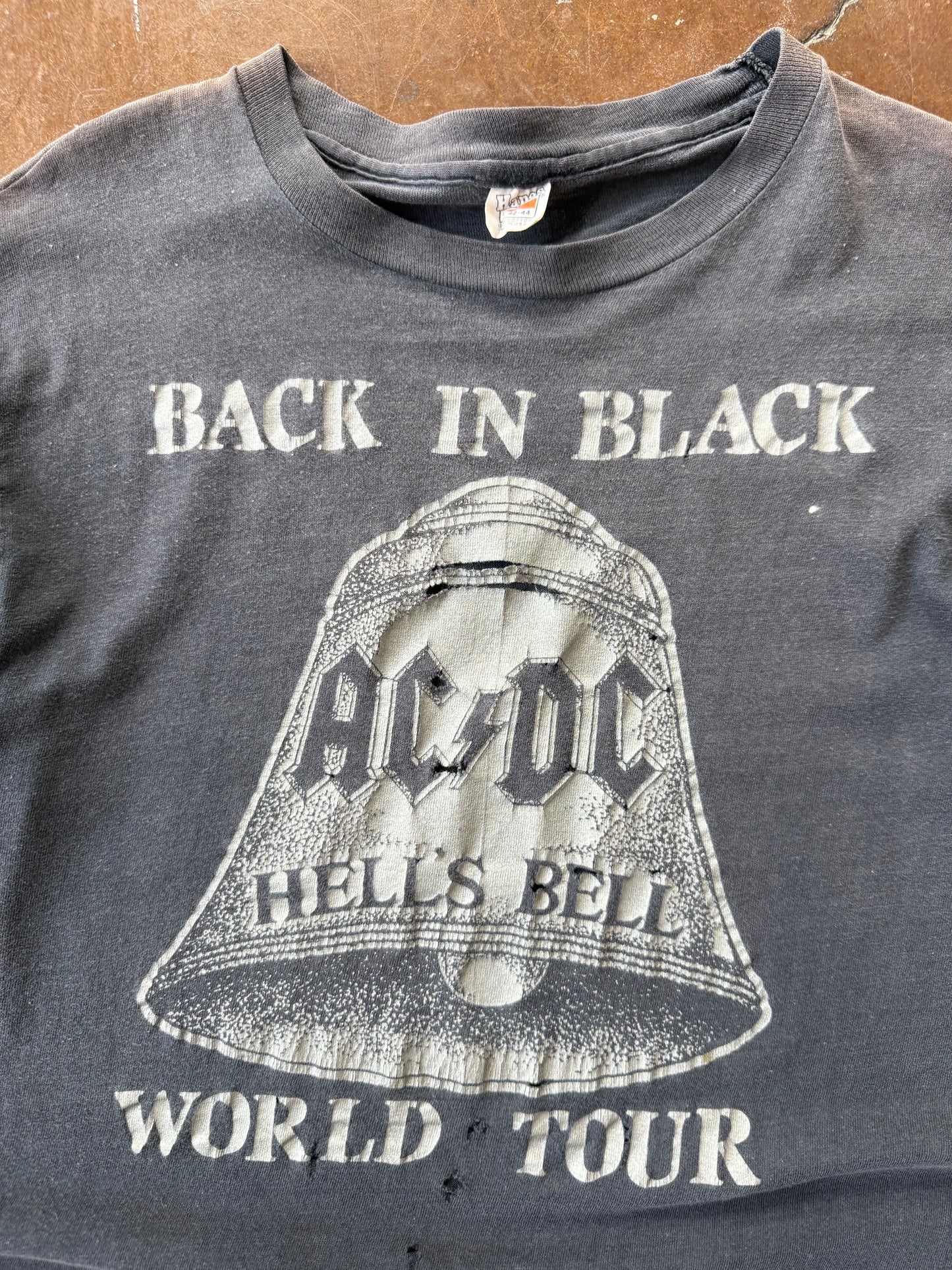 80s AC/DC "back in black" world tour shirt (LARGE)