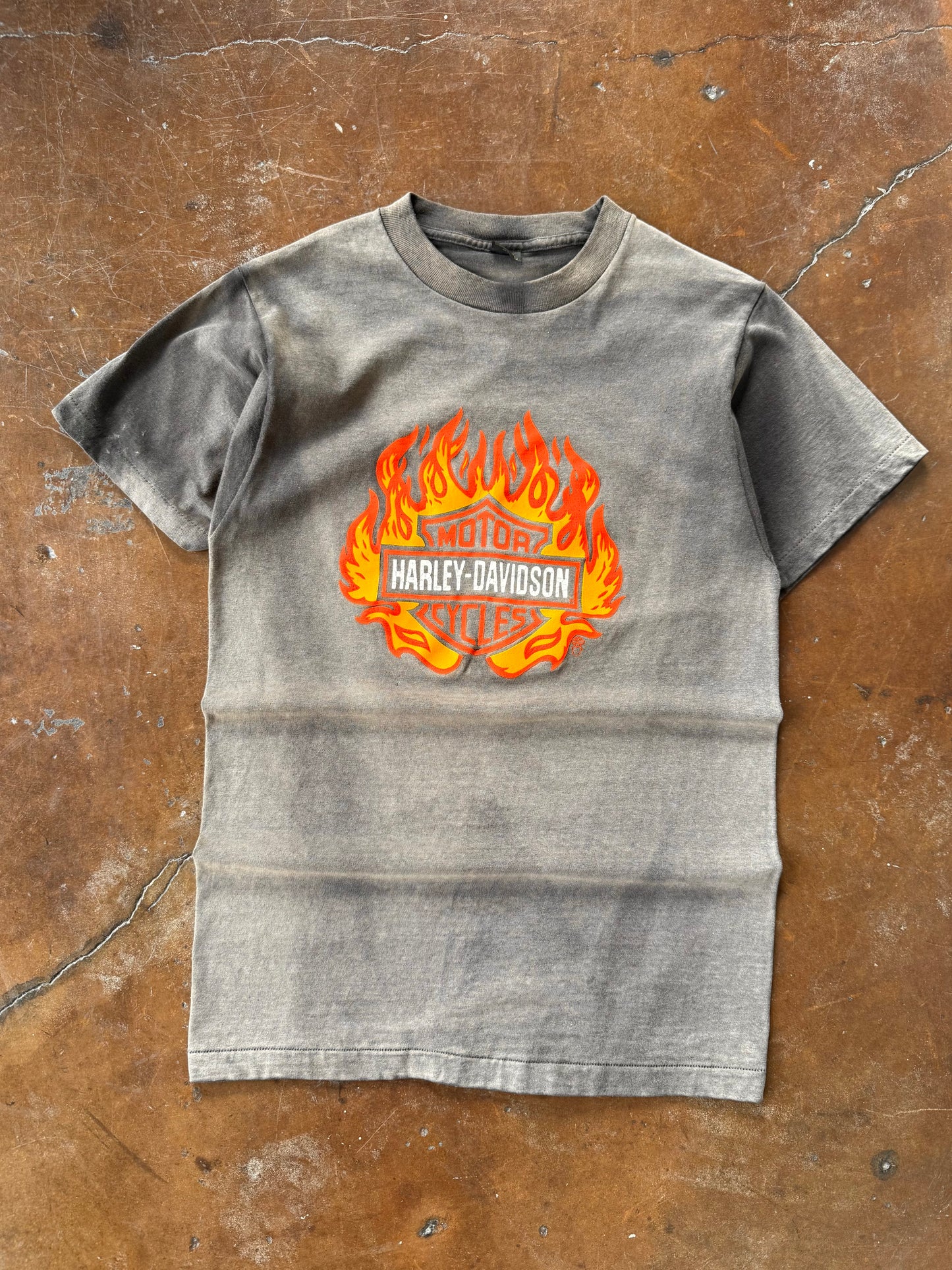 80s faded Harley Davidson "flame ball" biker shirt (XL)