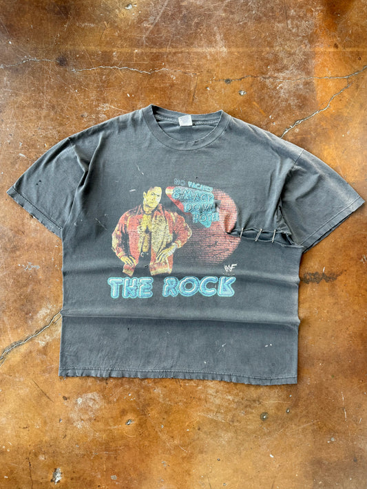 1999 faded & distressed WWE The Rock "smackdown hotel" shirt (XXL)