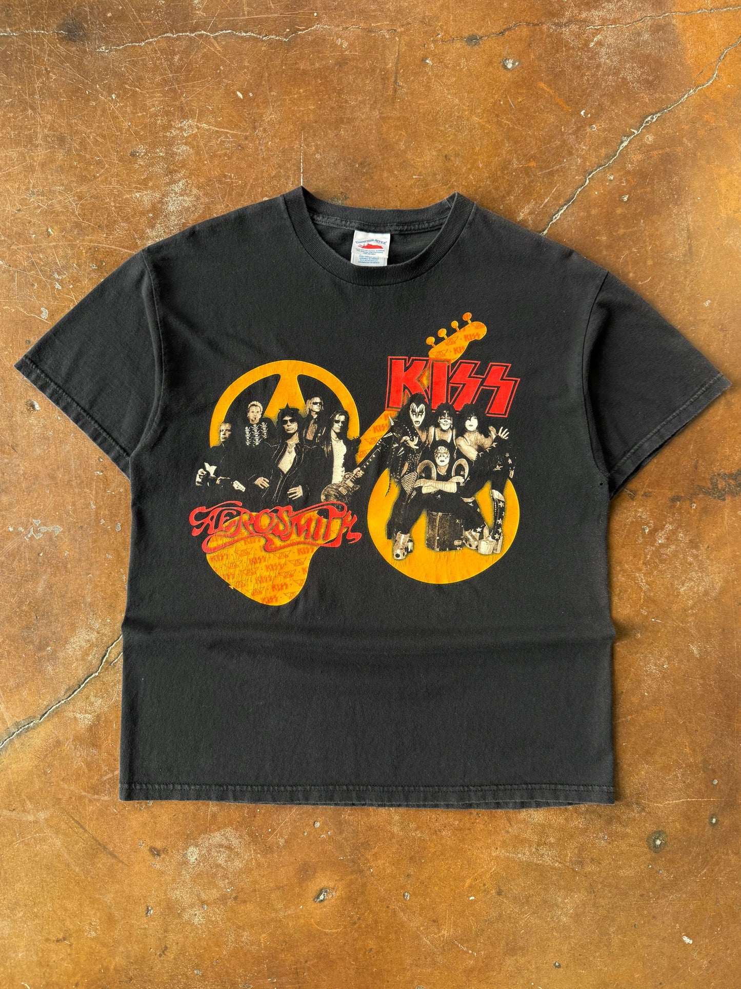 2003 Aerosmith & Kiss concert tour shirt (LARGE)