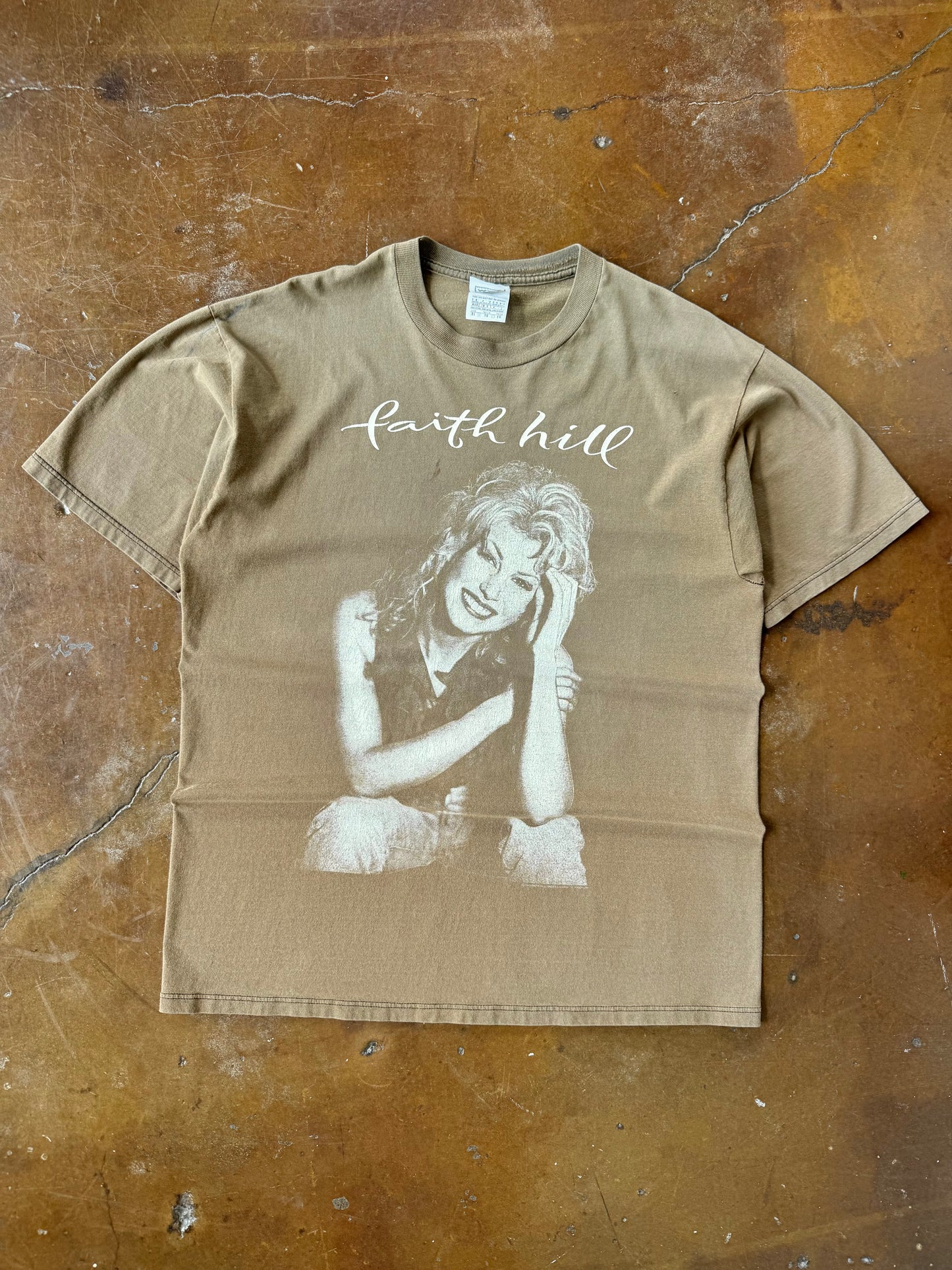 1995 faded Faith Hill "it matters to me" shirt (XL)