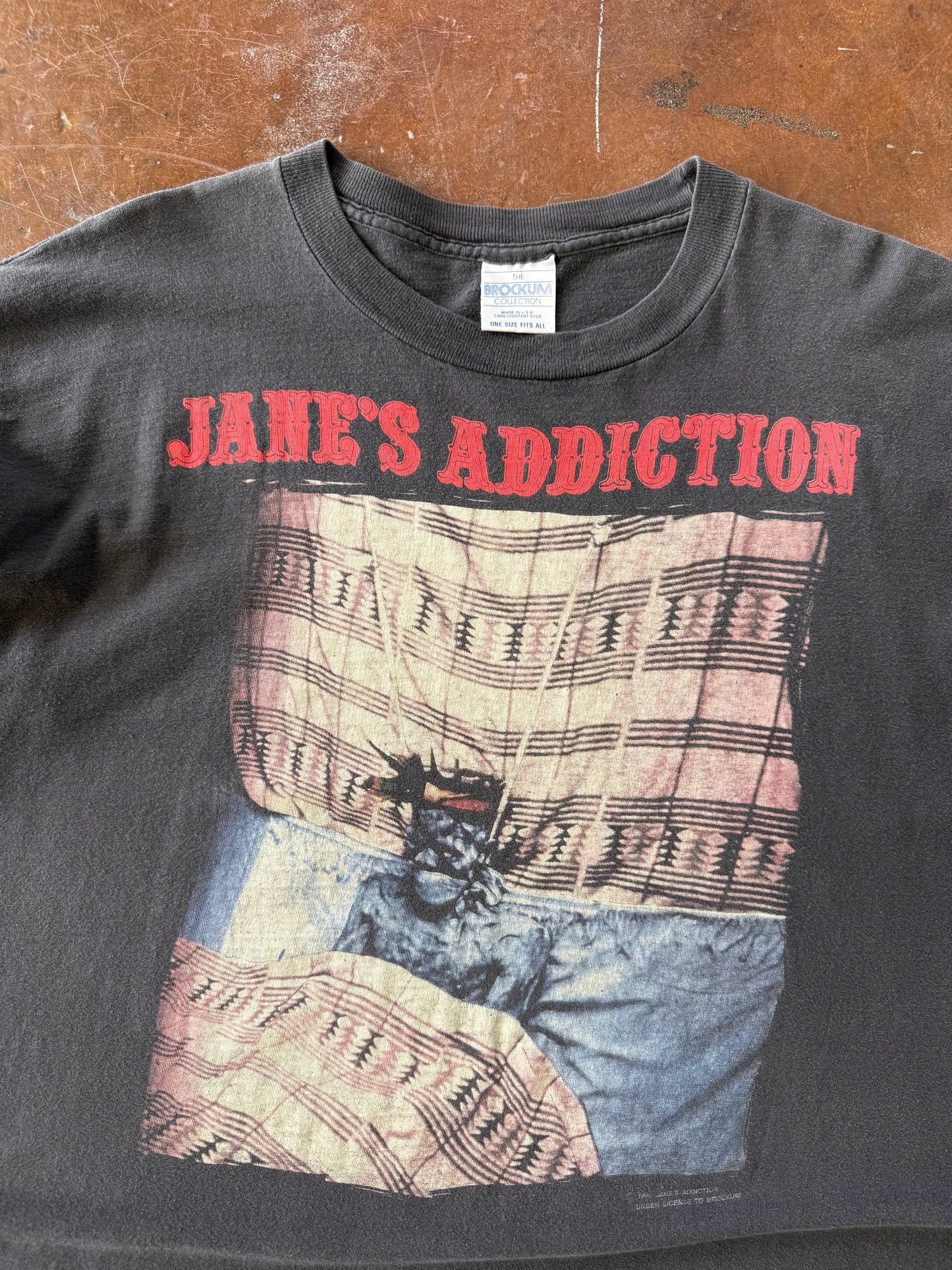 1990 Jane's Addiction "article 1" band shirt (XL)