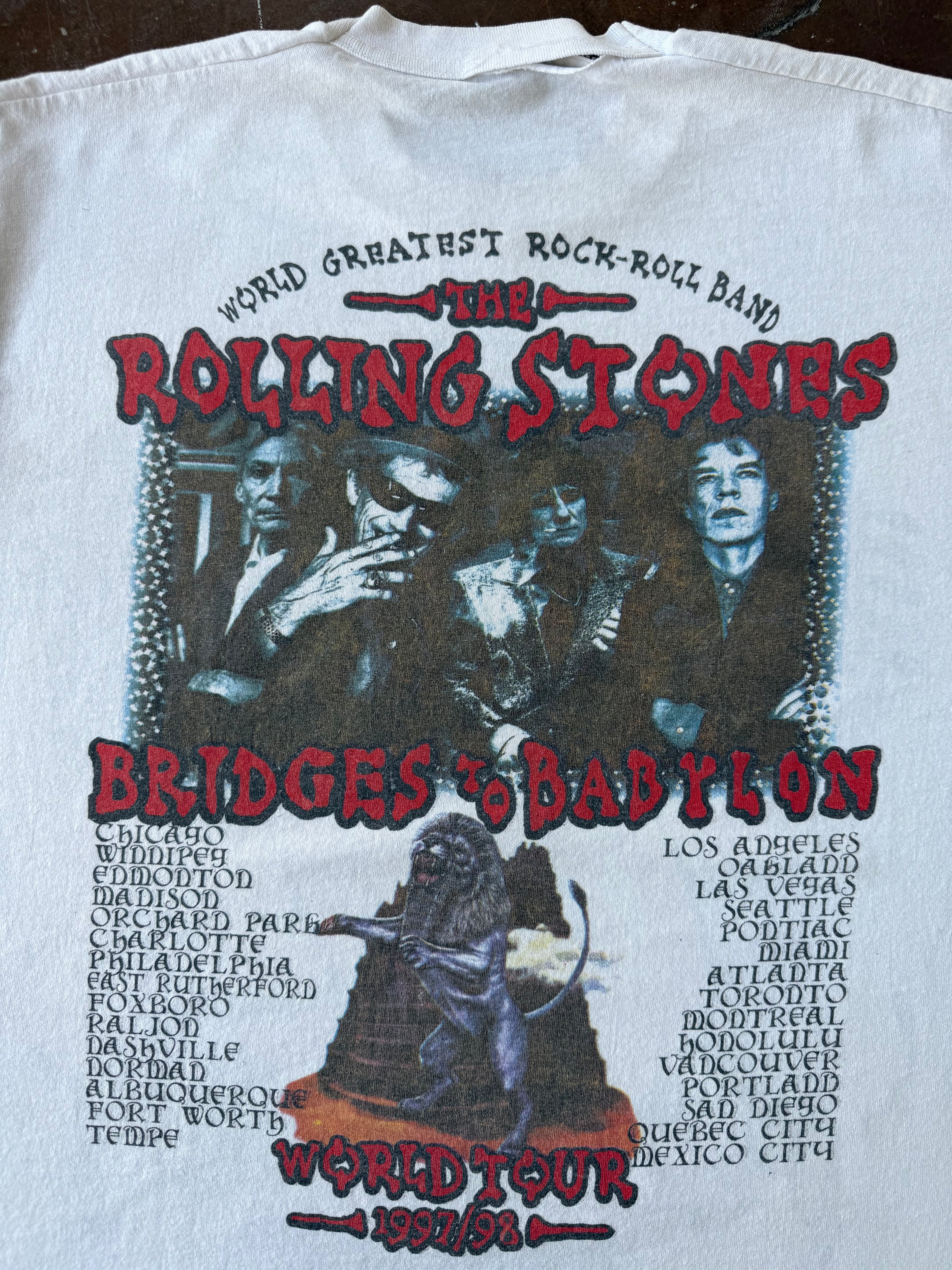 1997 Rolling Stones "bridges to babylon" tour shirt (XL)