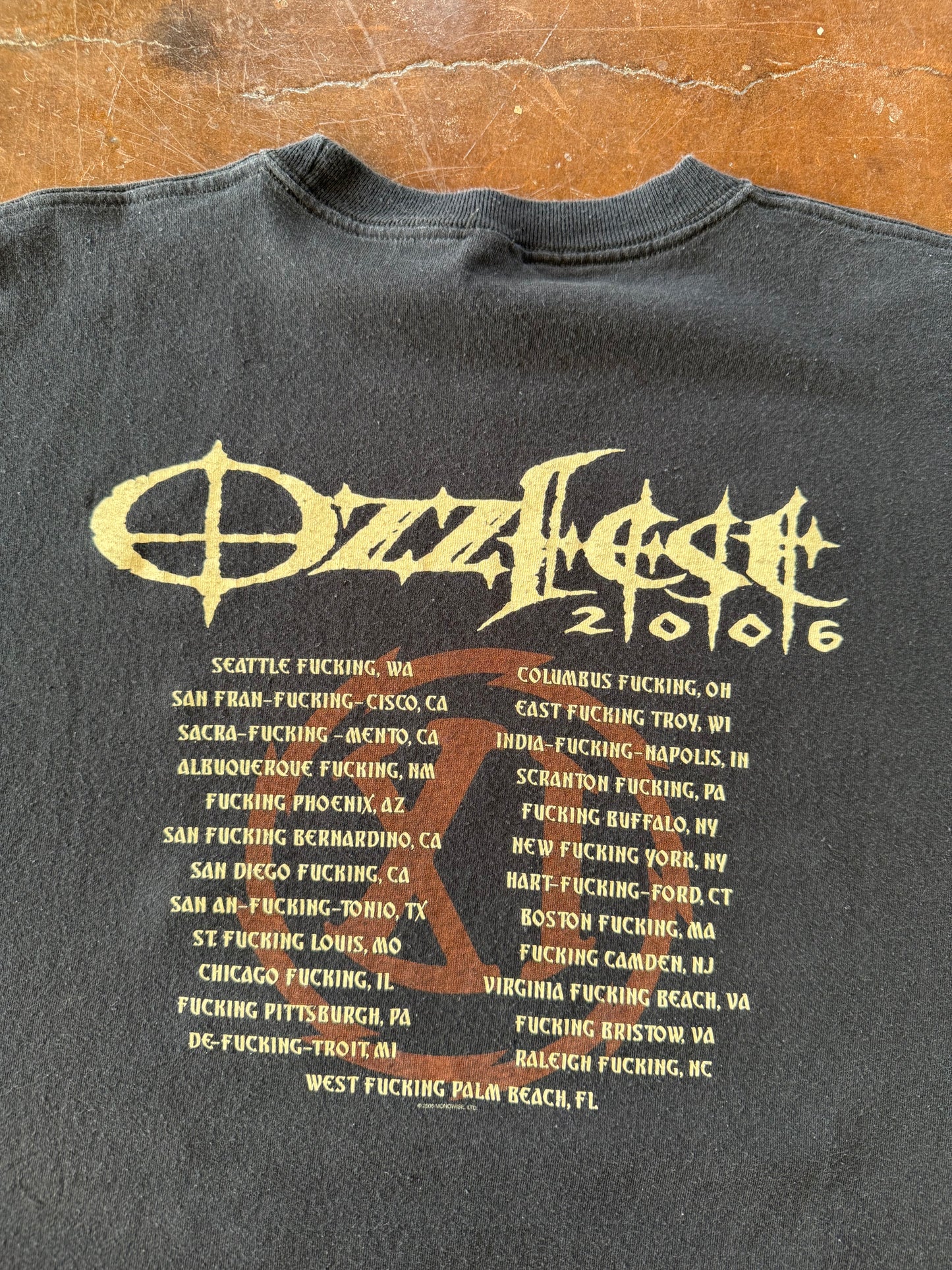 2006 Ozzfest tour band shirt (XXL)