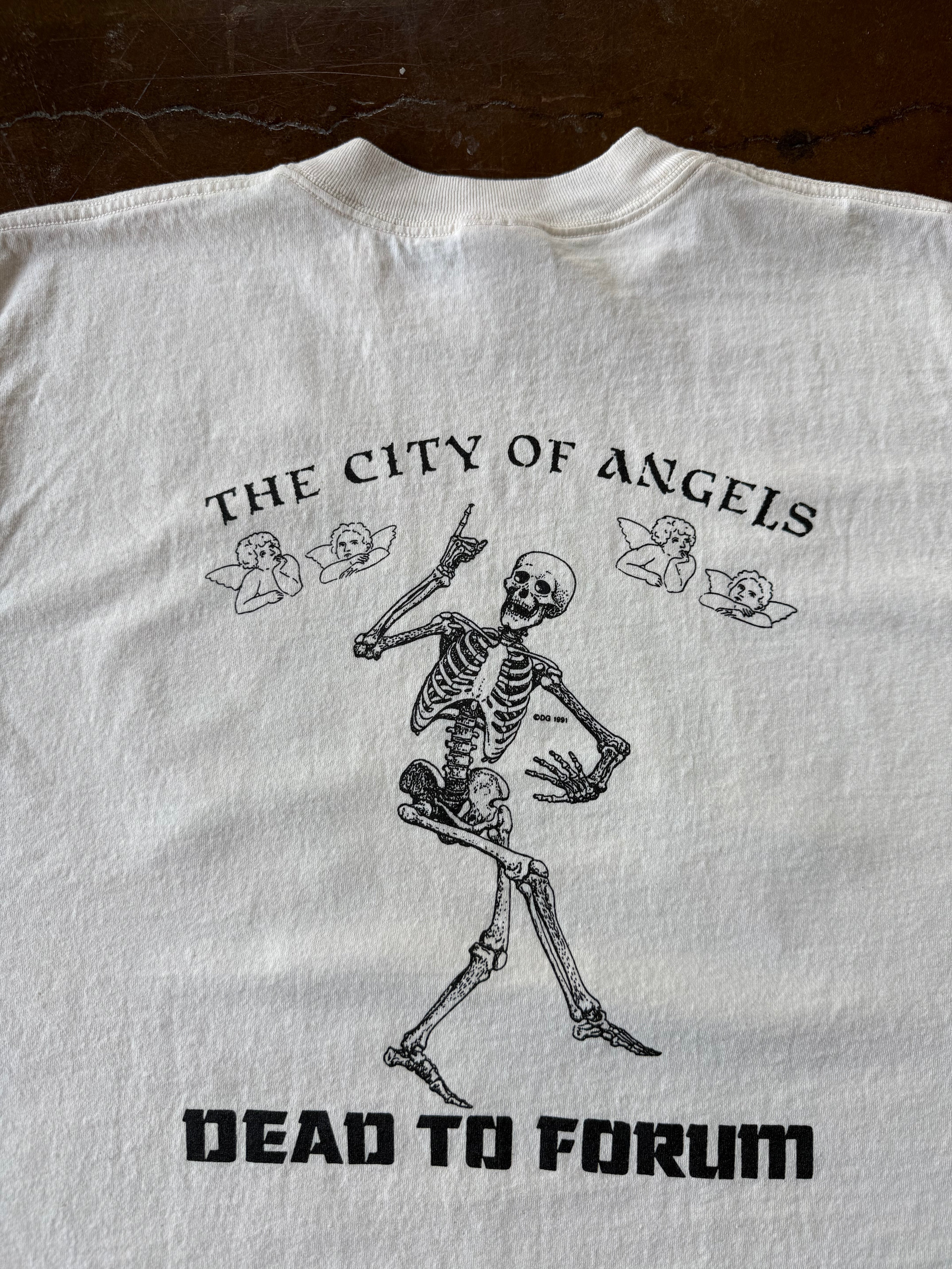 1993 Grateful Dead "city of angels" band shirt (LARGE)