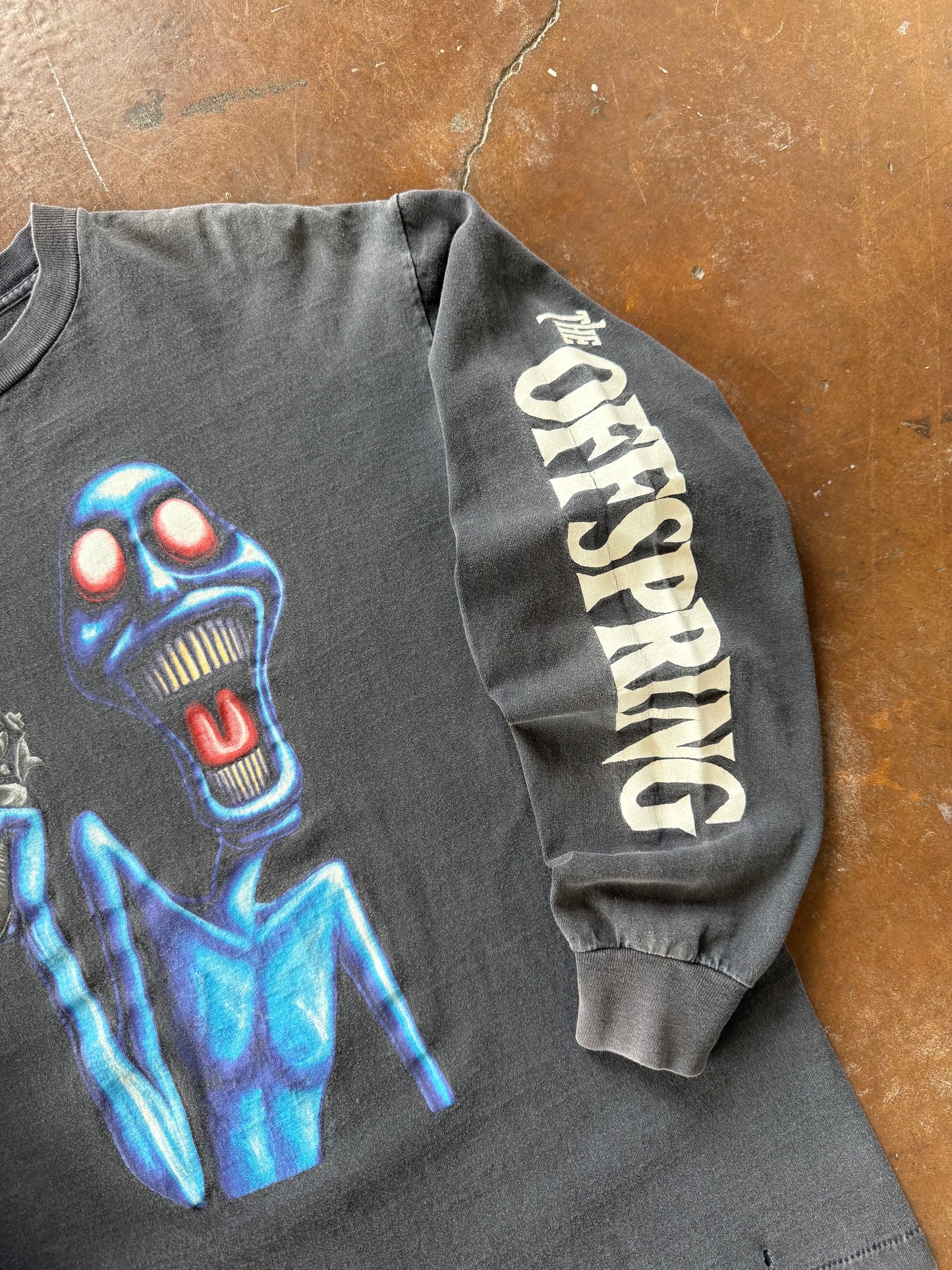 90s The Offspring band shirt (LARGE)